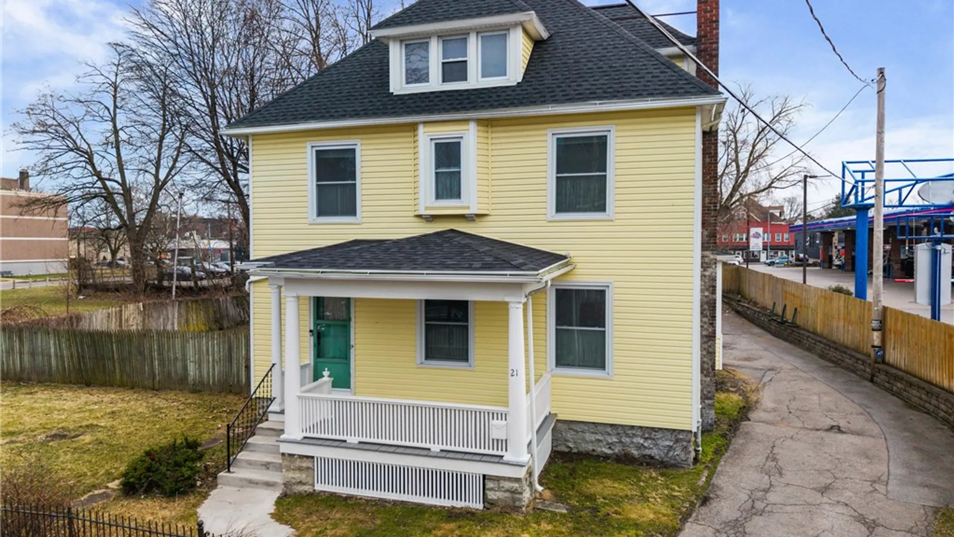 Property at 21 Kenilworth Terrace, Rochester, NY 14605 2