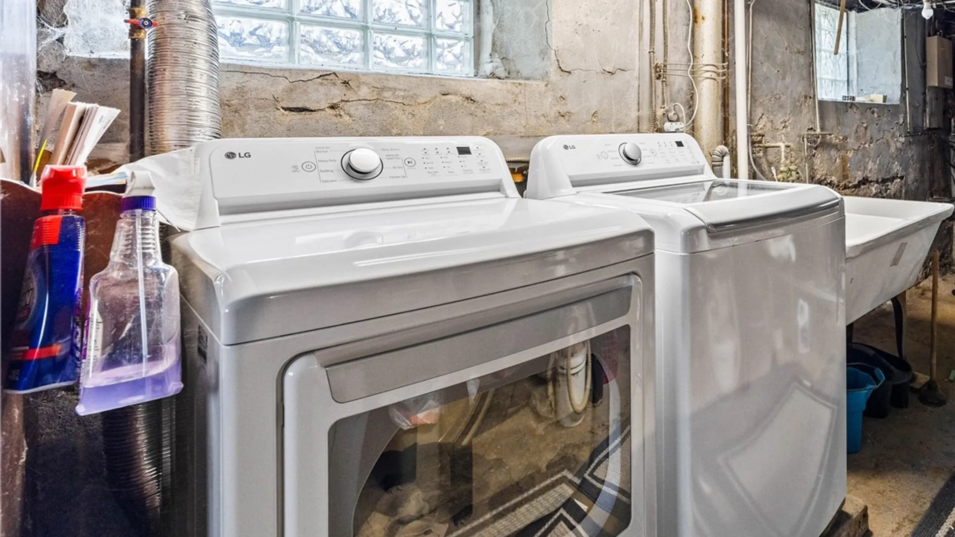 Property at 21 Kenilworth Terrace, Rochester, NY 14605 34