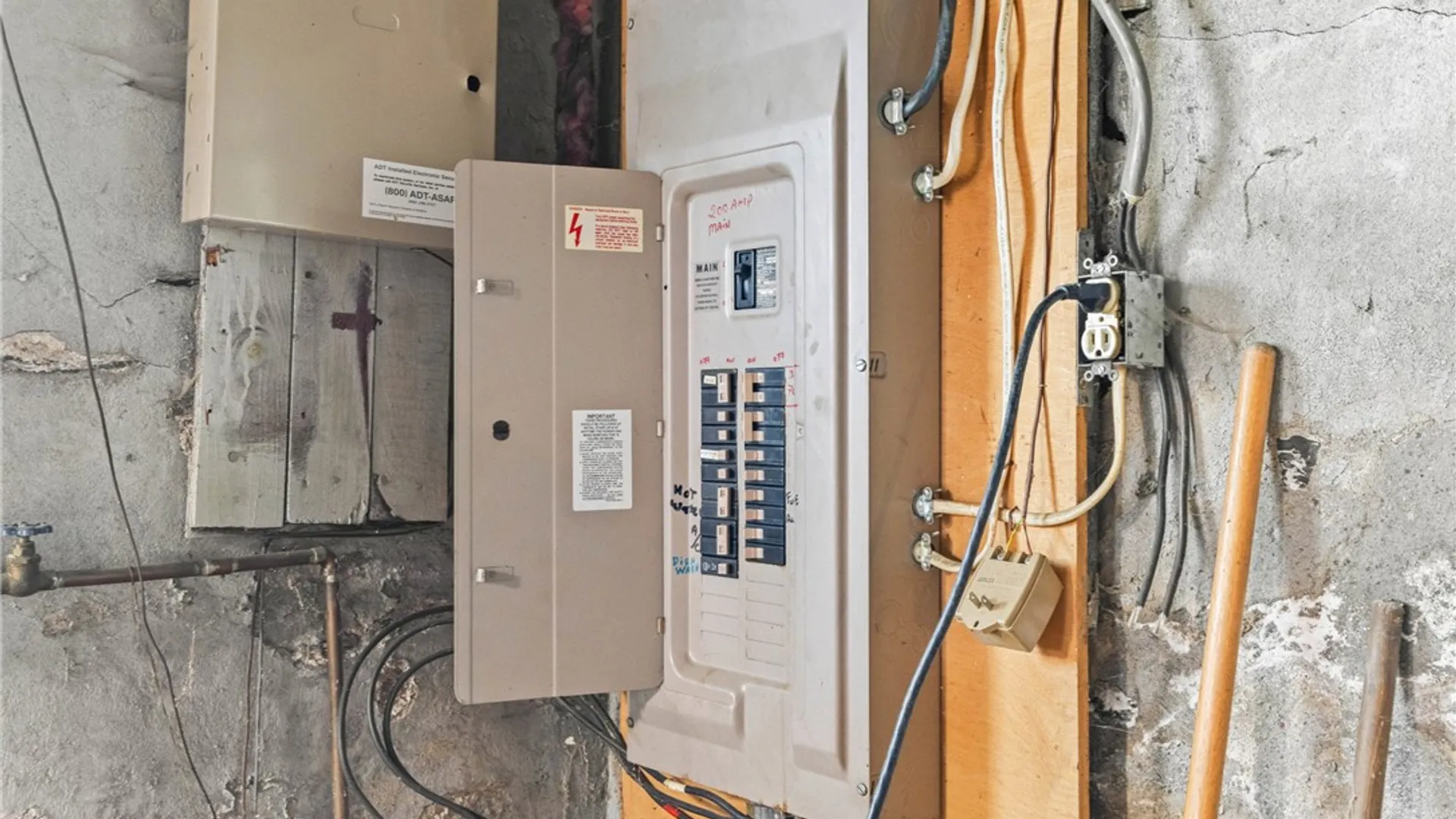 Property at 21 Kenilworth Terrace, Rochester, NY 14605 36