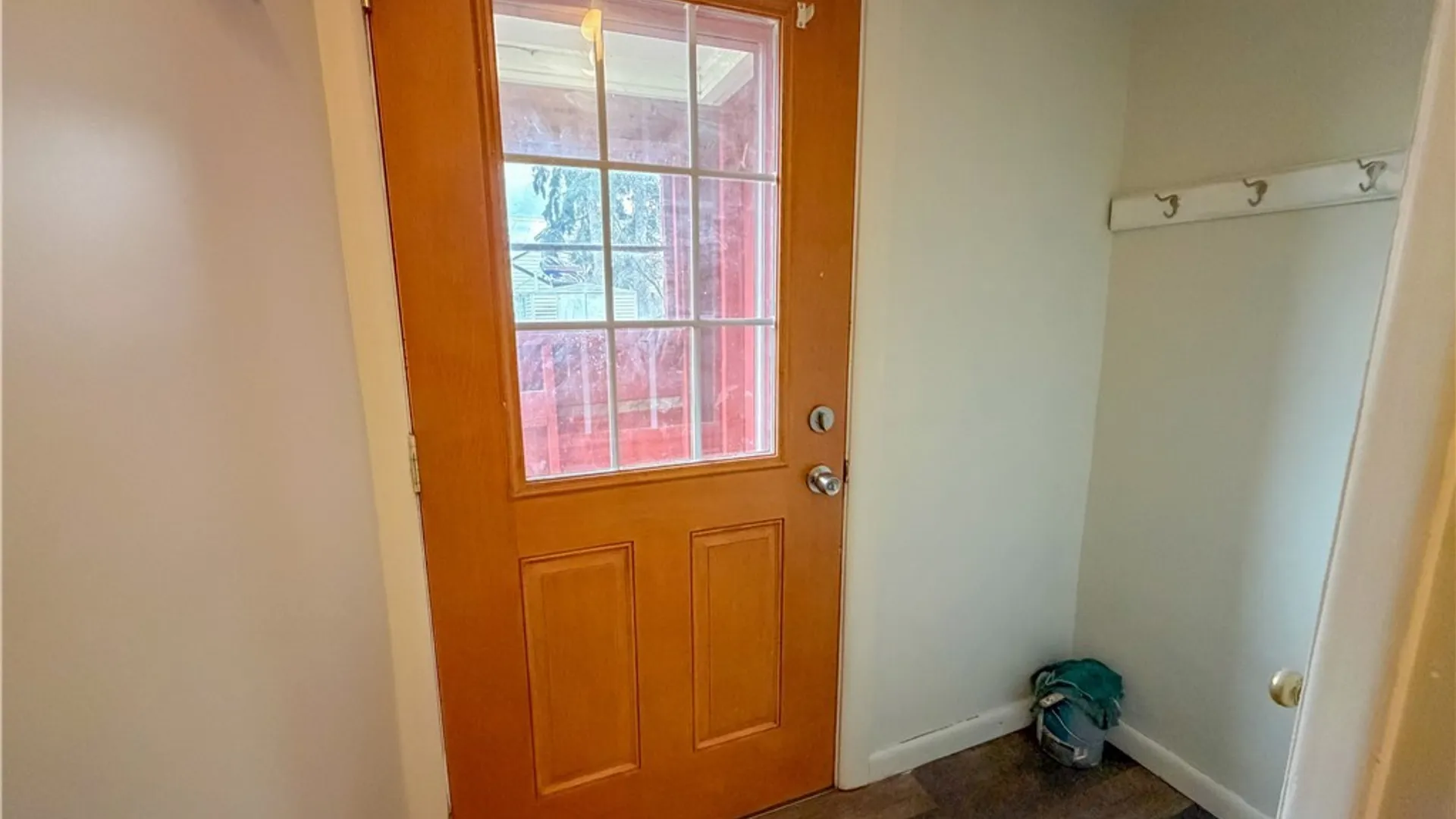 Property at 221 Evergreen Pl, Cheektowaga, NY 14225 20