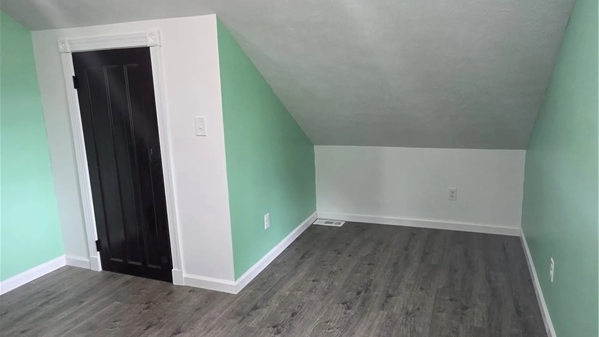 Property at 317 Broad Street, Oneida, NY 13421 36