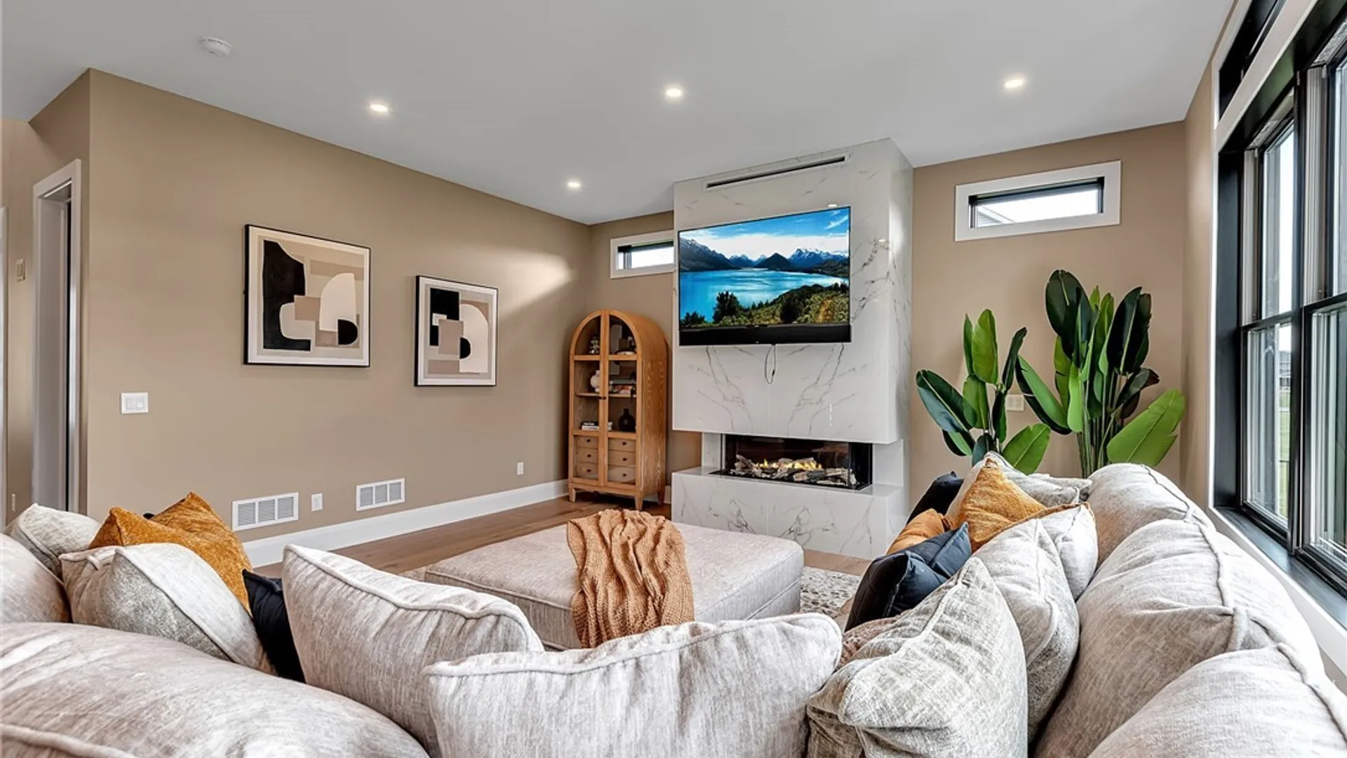 Property at 9797 Longleaf, Clarence, NY 14031 20