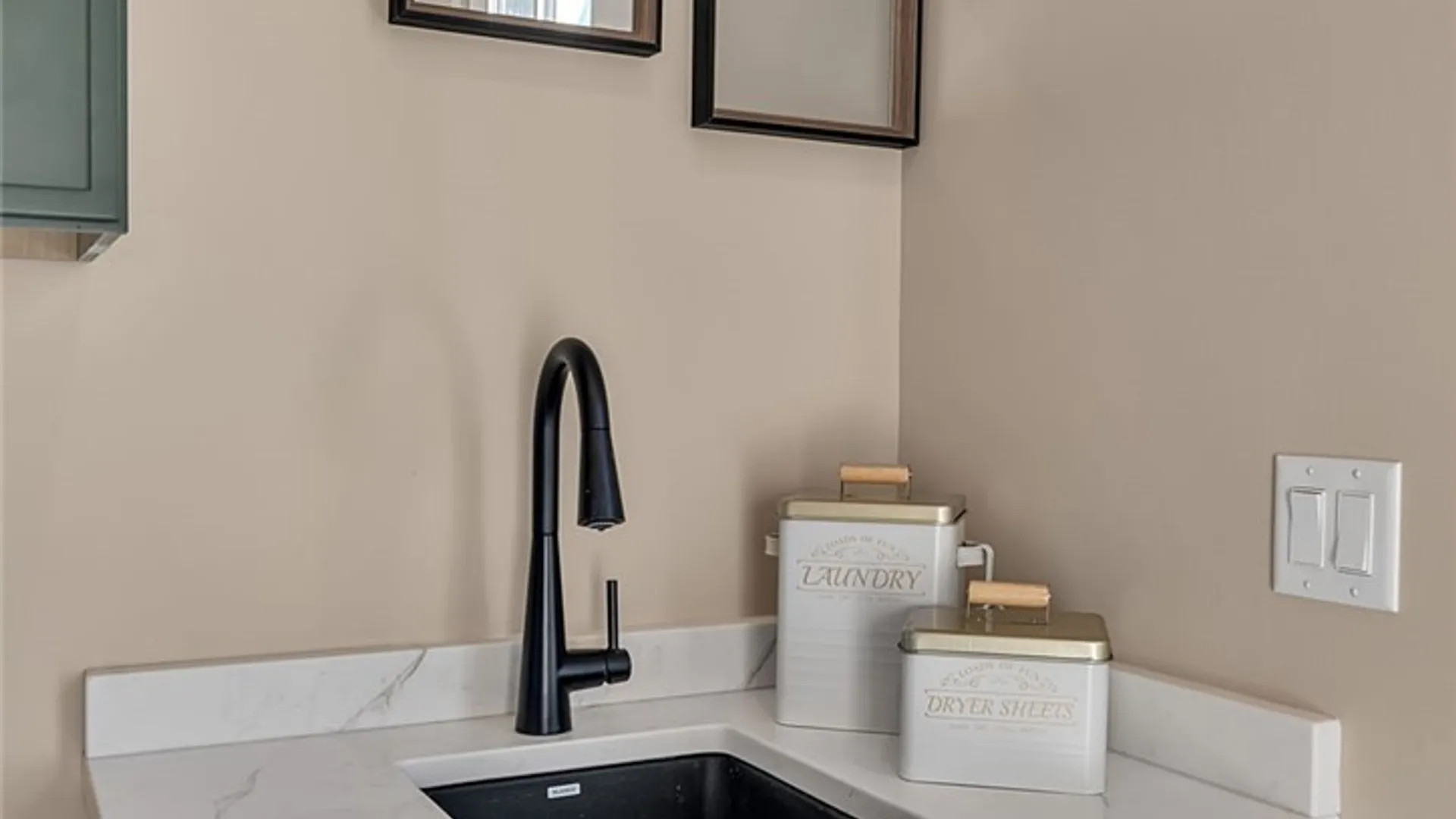 Property at 9797 Longleaf, Clarence, NY 14031 24