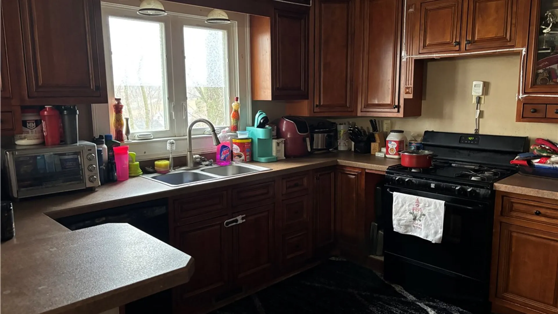 Property at 15 Layton St, Lyons, NY 14489 2