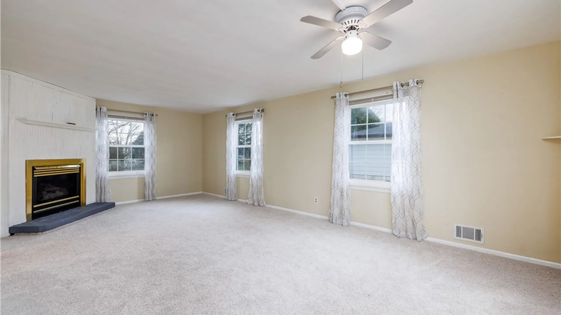 Property at 26 Drumlin Drive, Macedon, NY 14502 15