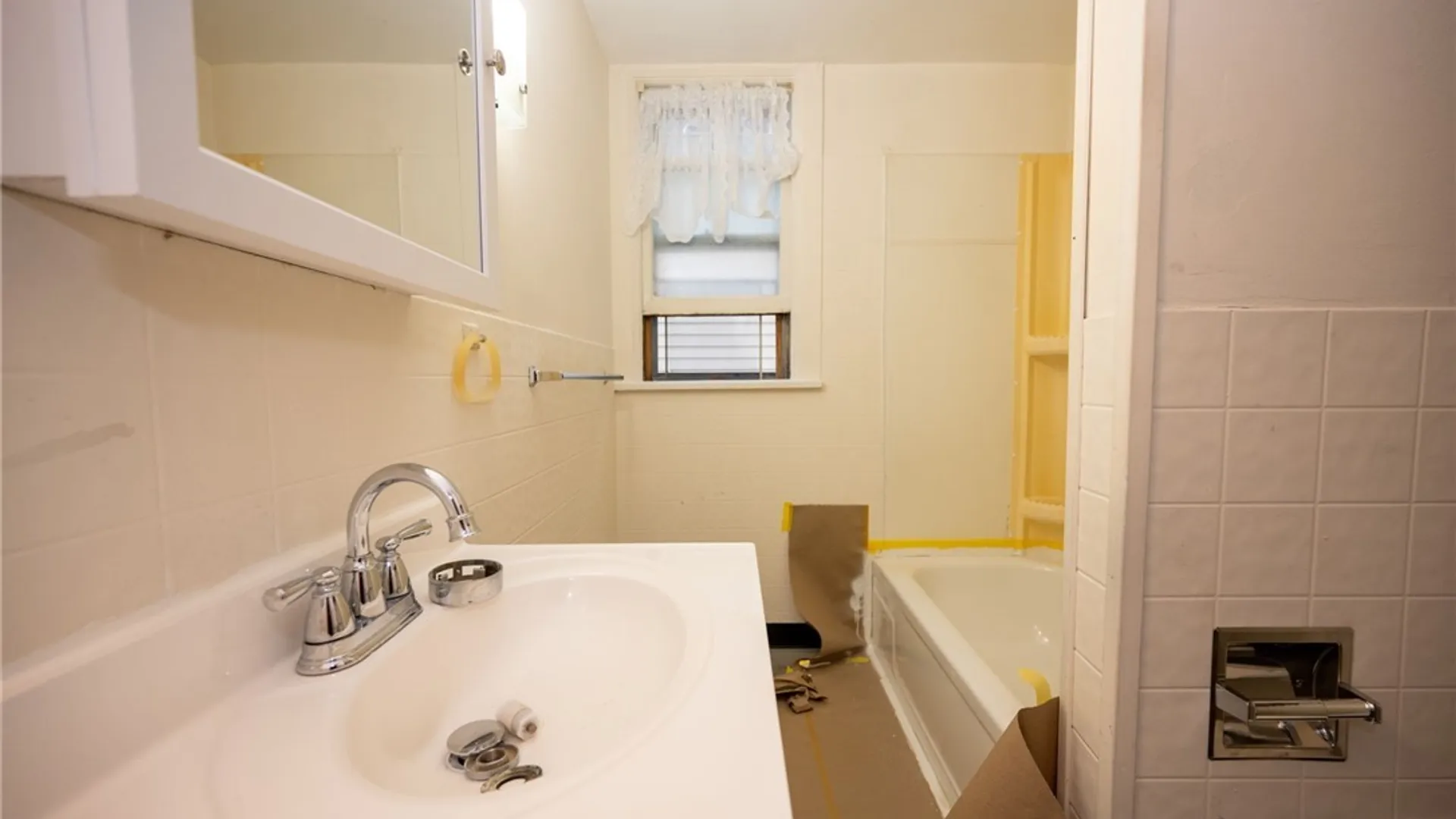 Property at 1094 Elmwood Avenue, Buffalo, NY 14222 6