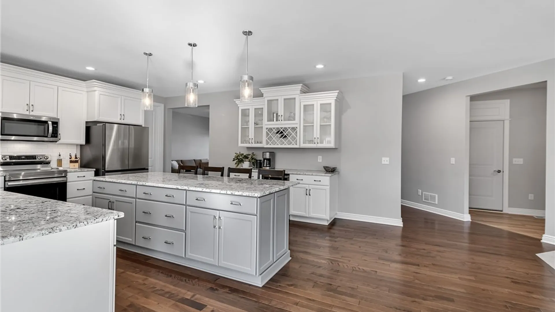 Property at 8961 Willyoungs Overlook, Clarence, NY 14031 15