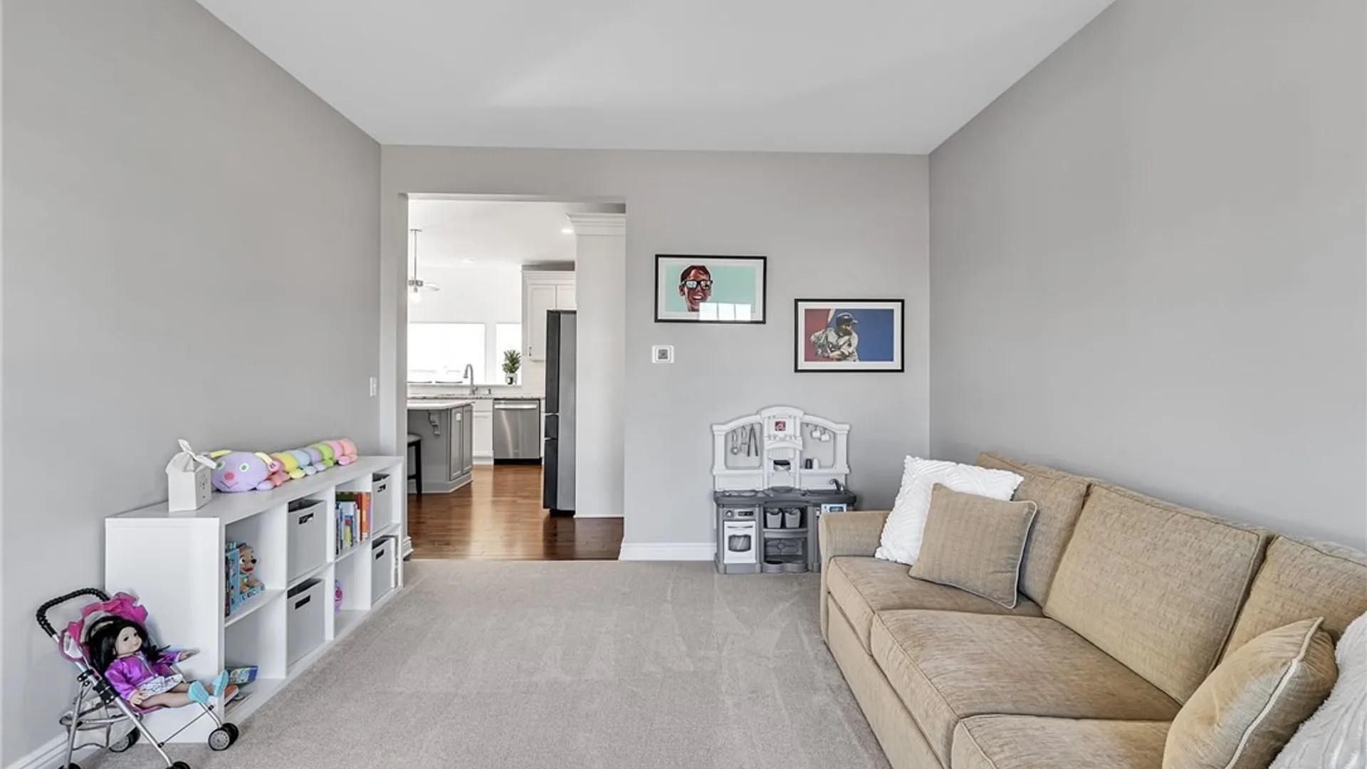Property at 8961 Willyoungs Overlook, Clarence, NY 14031 4