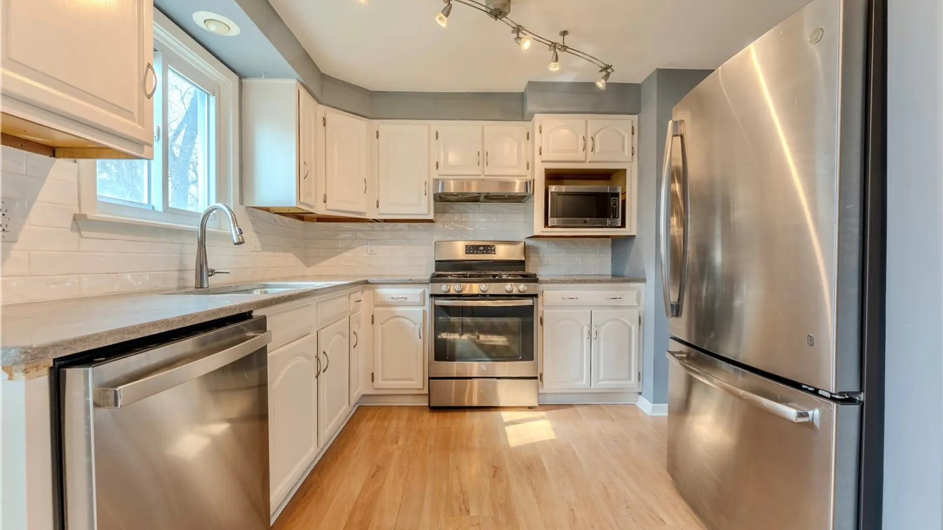 Property at 17 Saveria Drive, Parma, NY 14468 6