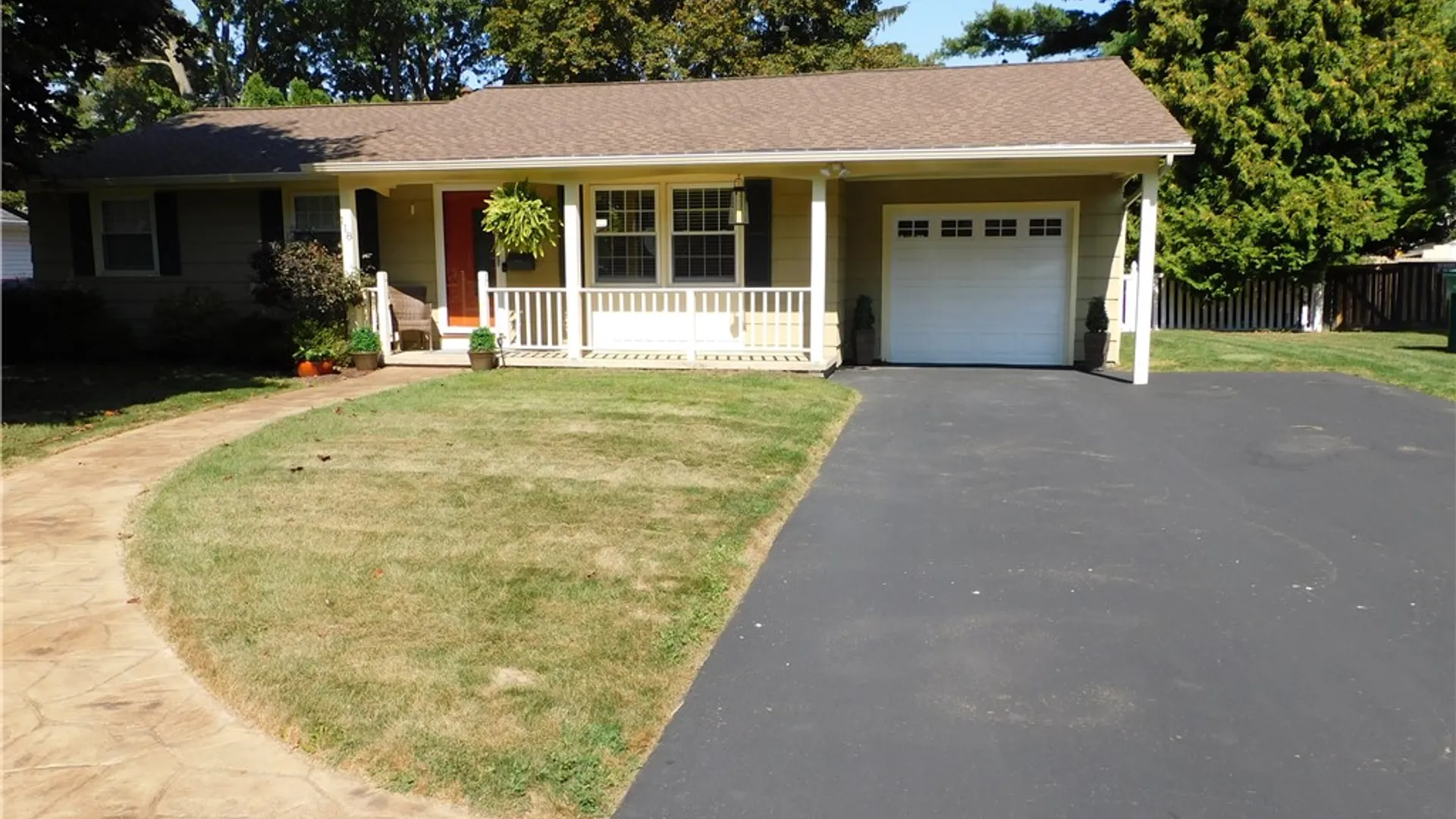 Property at 118 Courtly Circle, Greece, NY 14615 48