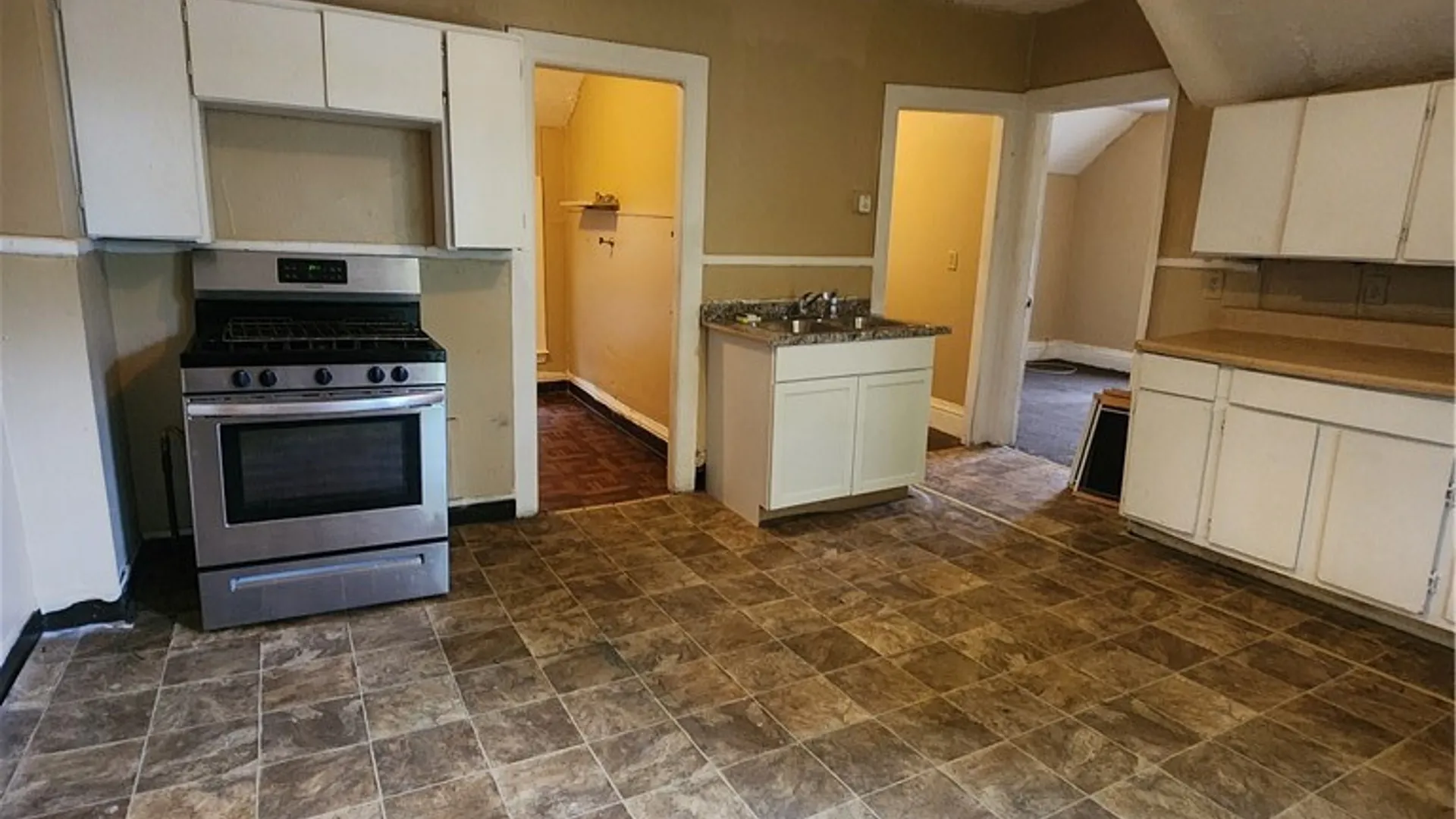 Property at 2 Hollister Street, Rochester, NY 14605 3