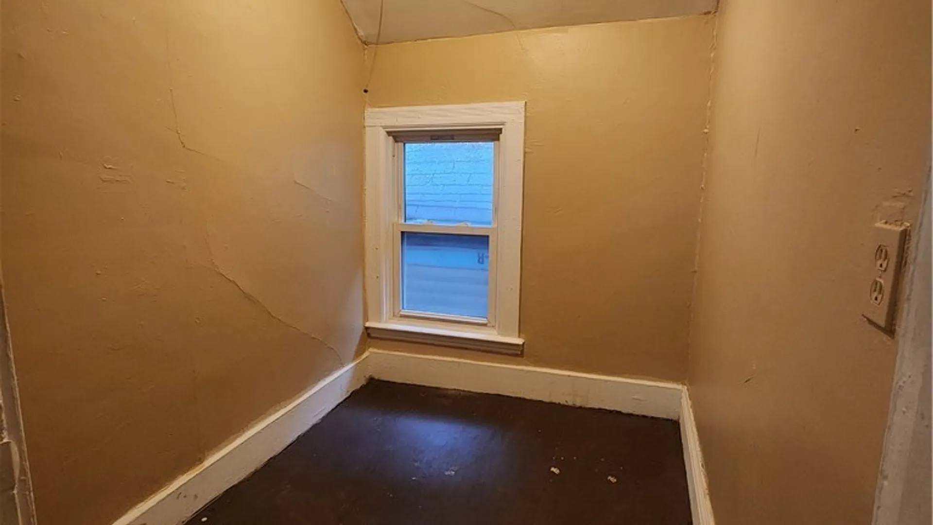 Property at 2 Hollister Street, Rochester, NY 14605 6