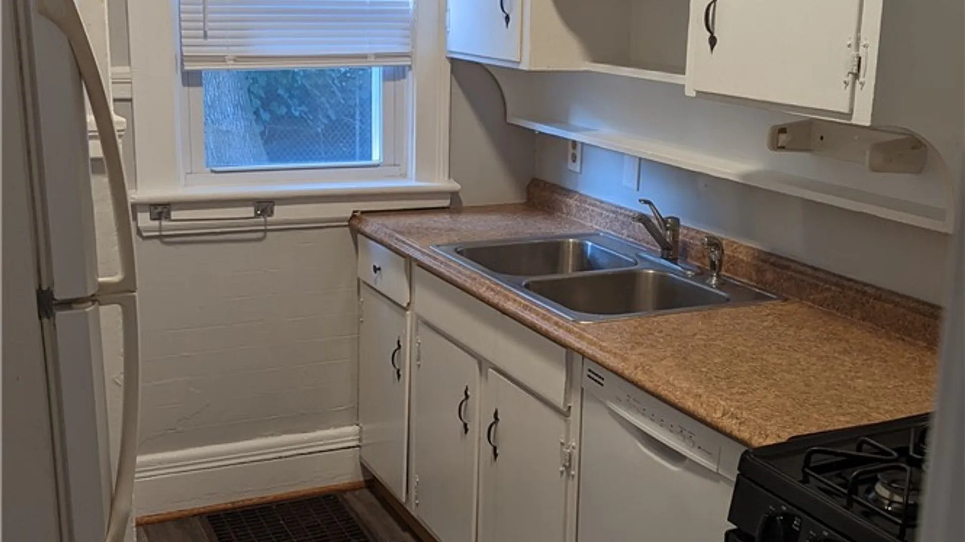 Property at 38 Morningside Park, Rochester, NY 14607 7