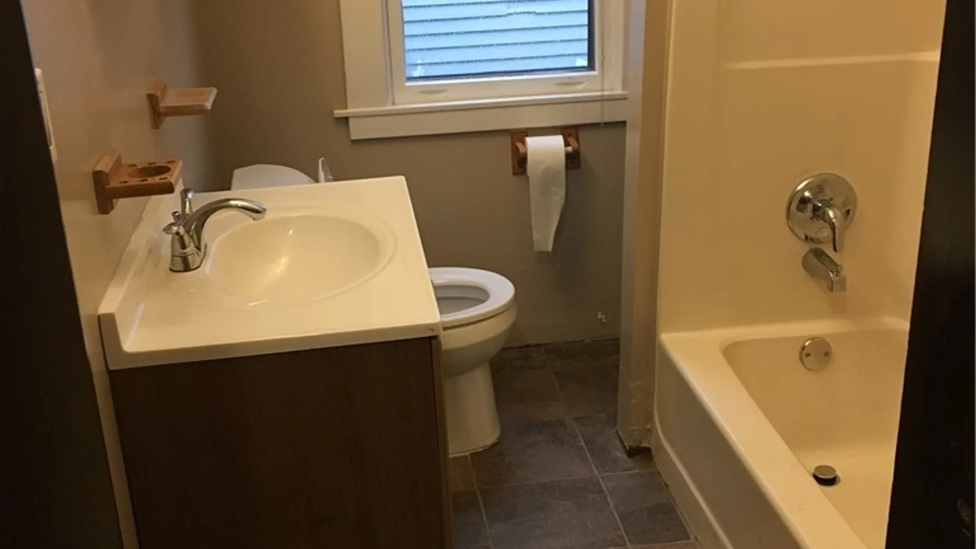 Property at 233 Minnesota Avenue, Buffalo, NY 14215 10