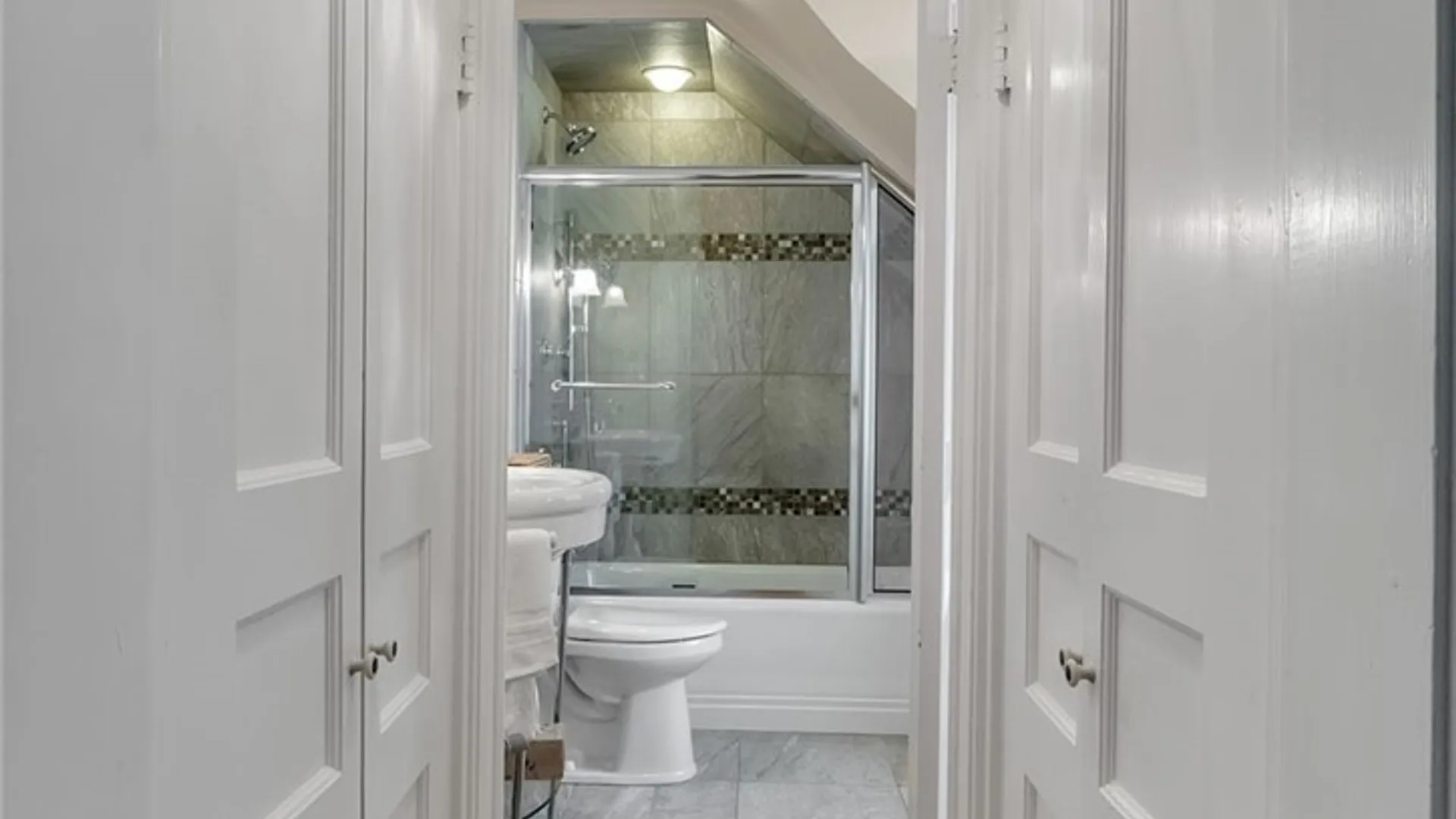 Property at 7110 Lake Shore Road, Evans, NY 14047 38