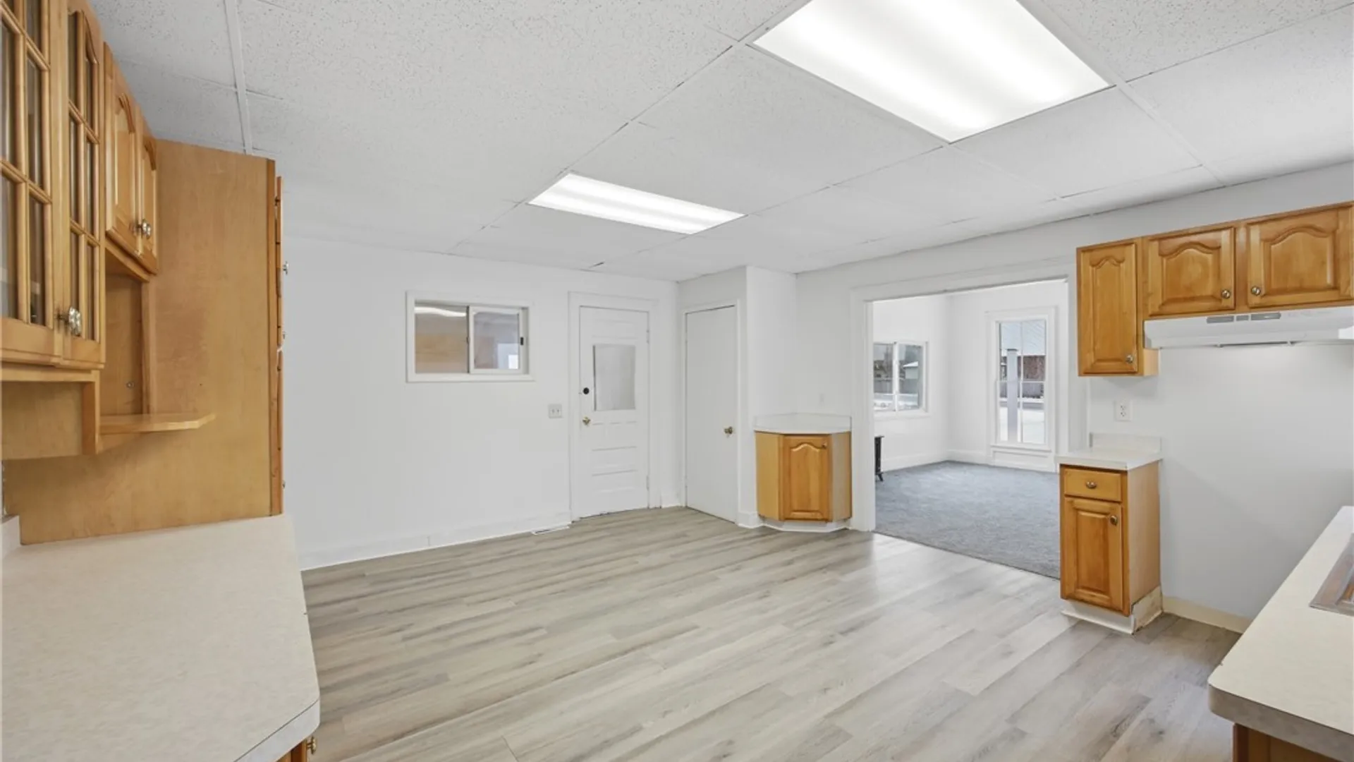 Property at 6043 Old Niagara Road, Lockport Town, NY 14094 11