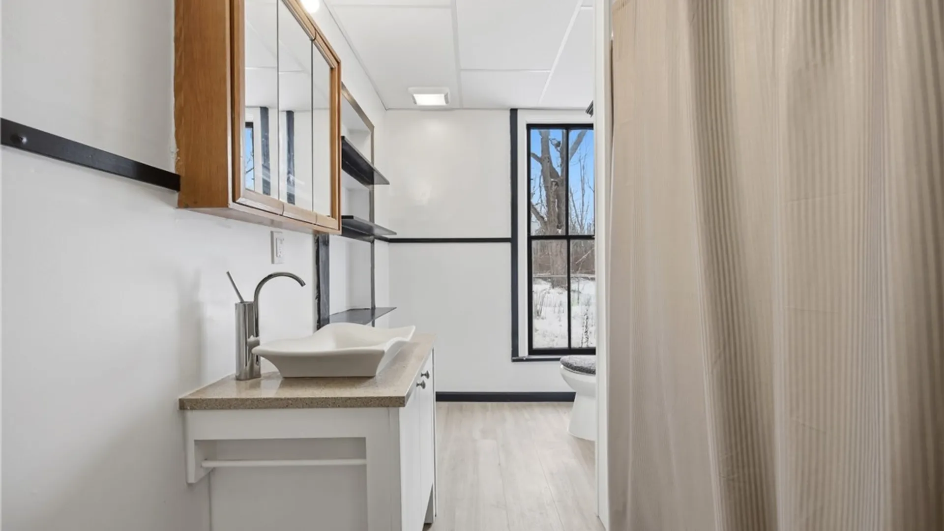 Property at 6043 Old Niagara Road, Lockport Town, NY 14094 12