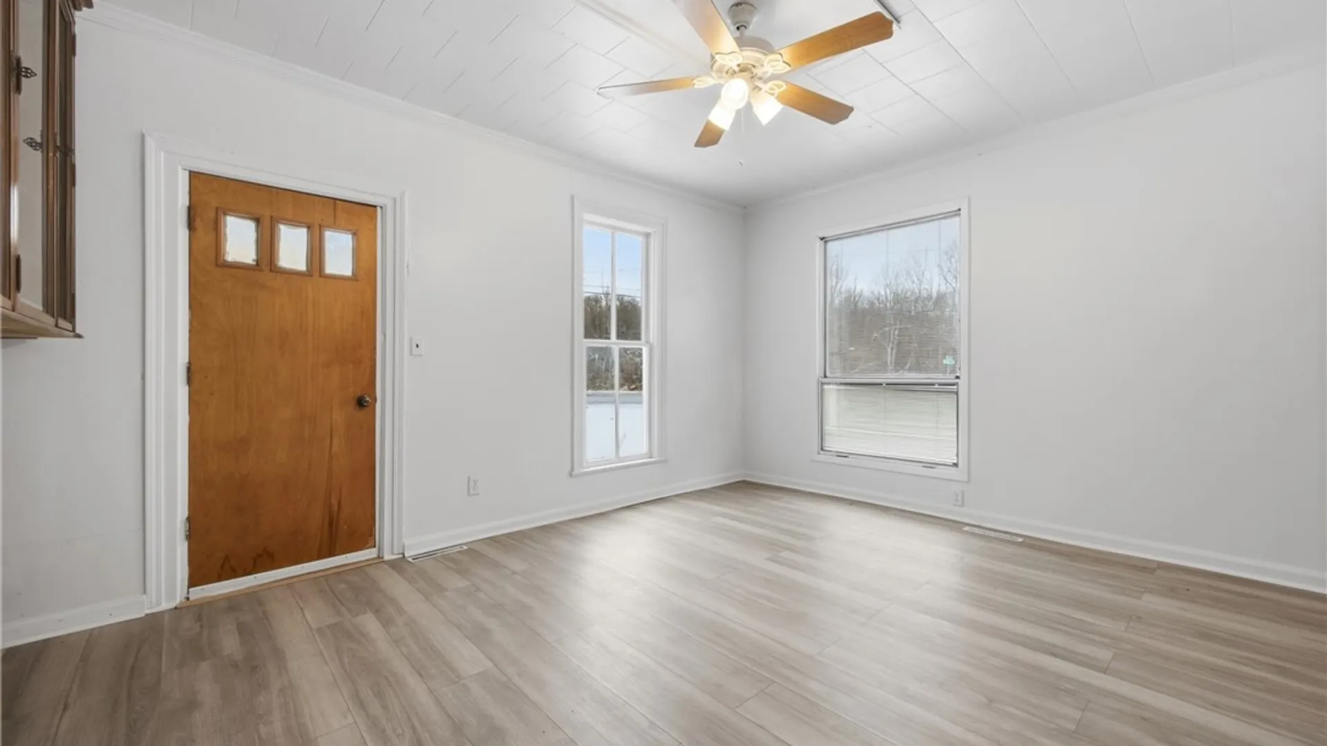 Property at 6043 Old Niagara Road, Lockport Town, NY 14094 15