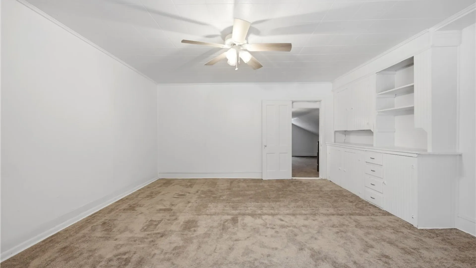 Property at 6043 Old Niagara Road, Lockport Town, NY 14094 31