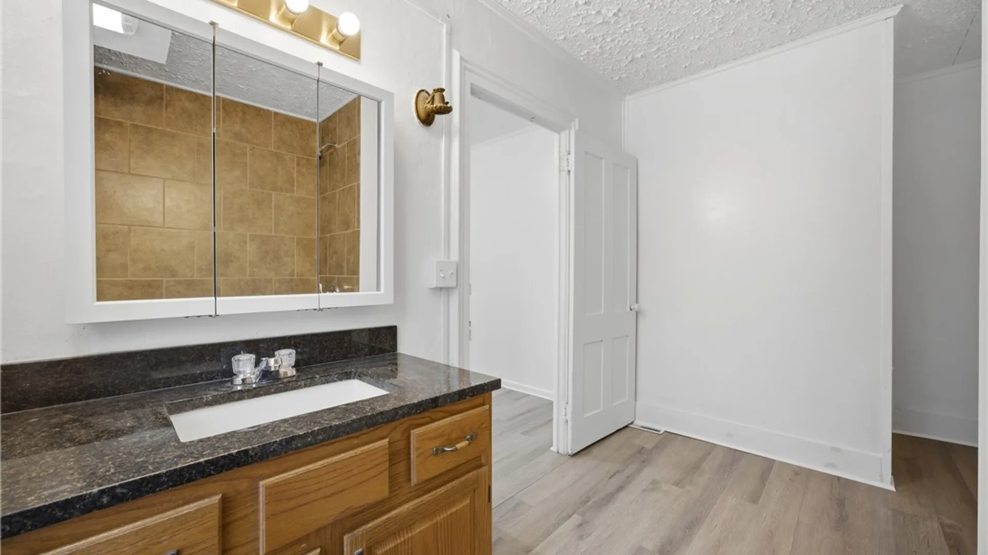 Property at 6043 Old Niagara Road, Lockport Town, NY 14094 36