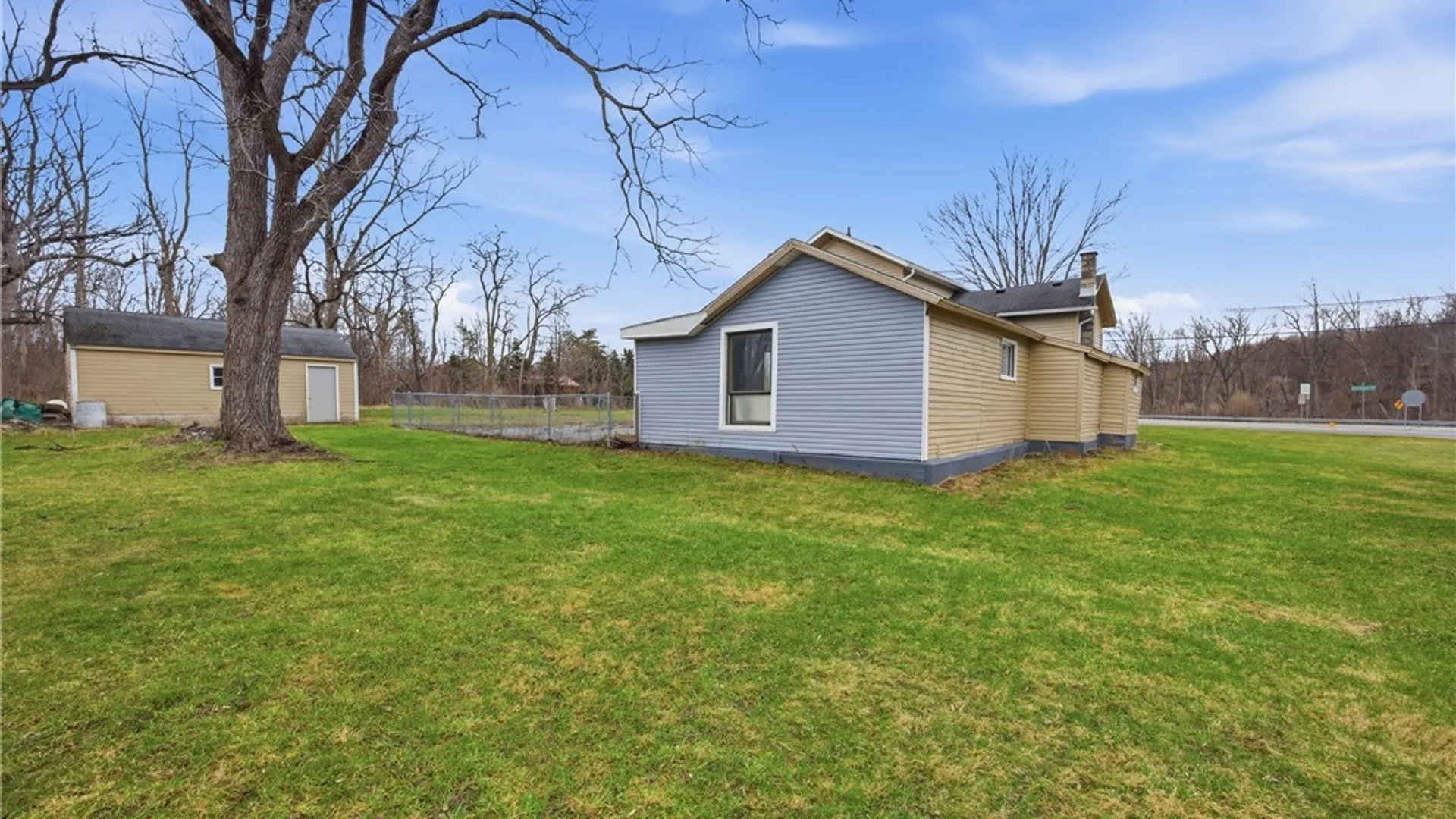 Property at 6043 Old Niagara Road, Lockport Town, NY 14094 40