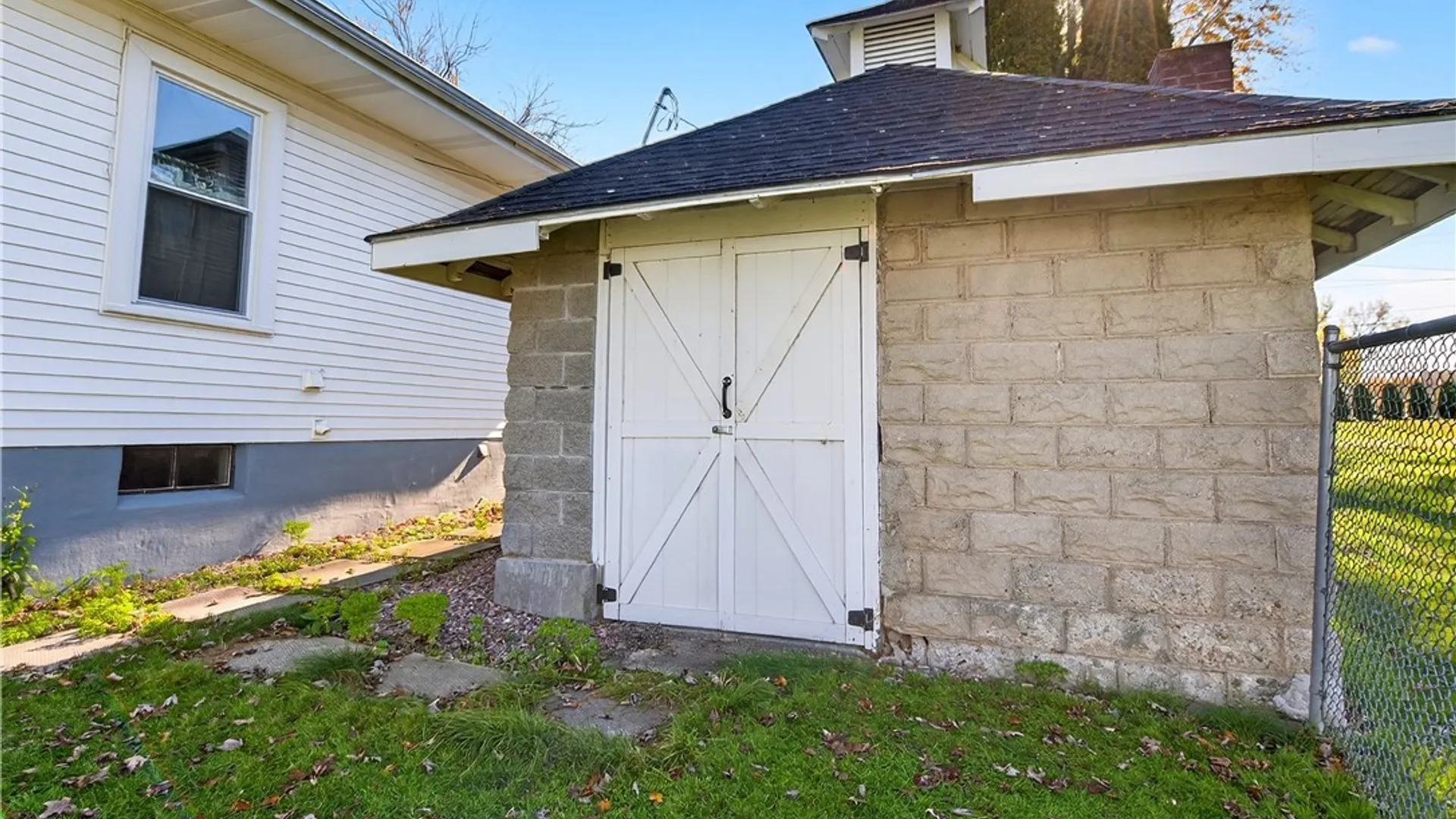 Property at 7171 Lakeshore Road, Cicero, NY 13030 26