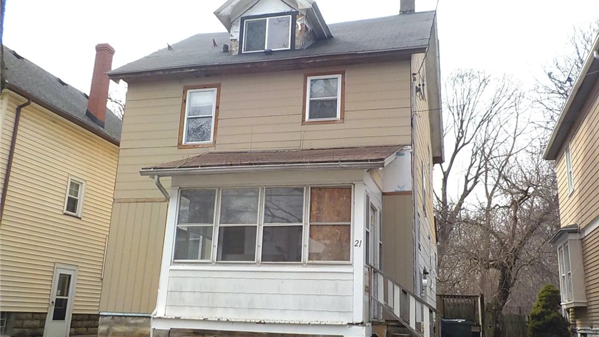 Property at 21 Oriole Street, Rochester, NY 14613 2