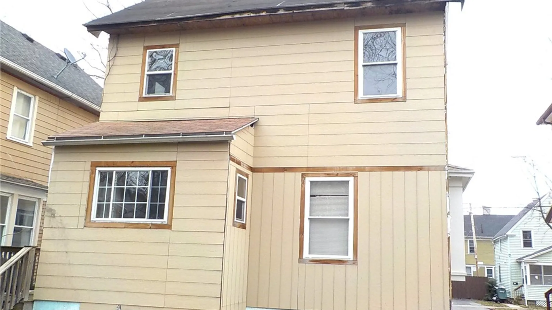 Property at 21 Oriole Street, Rochester, NY 14613 4