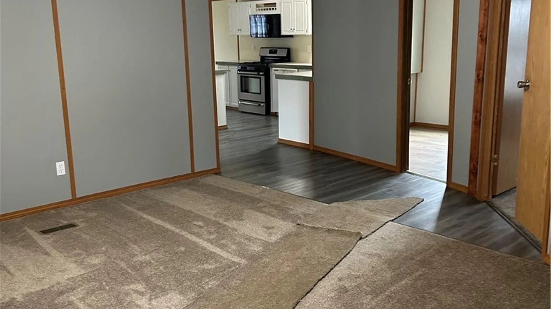 Property at 1102 Michael Drive, Evans, NY 14006 3