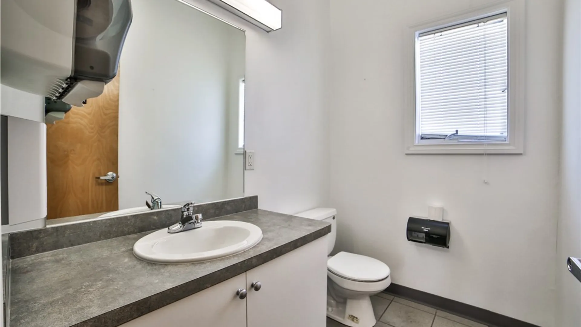 Property at 4600 Military Road, Niagara, NY 14305 34
