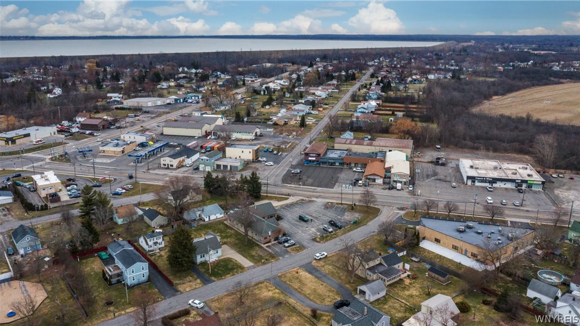 Property at 4600 Military Road, Niagara, NY 14305 9
