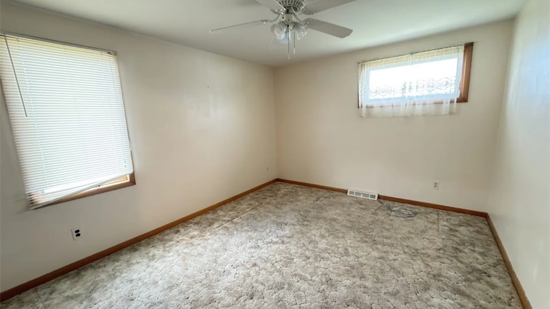 Property at 104 Bradwood Road, West Seneca, NY 14224 19