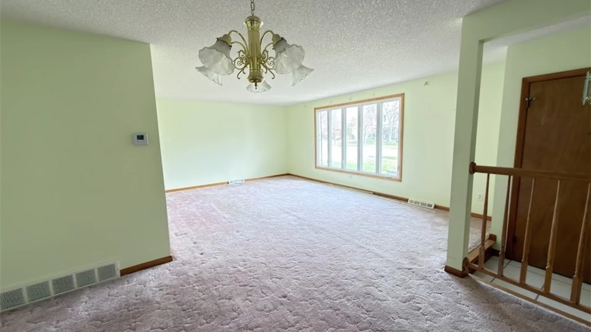 Property at 104 Bradwood Road, West Seneca, NY 14224 6