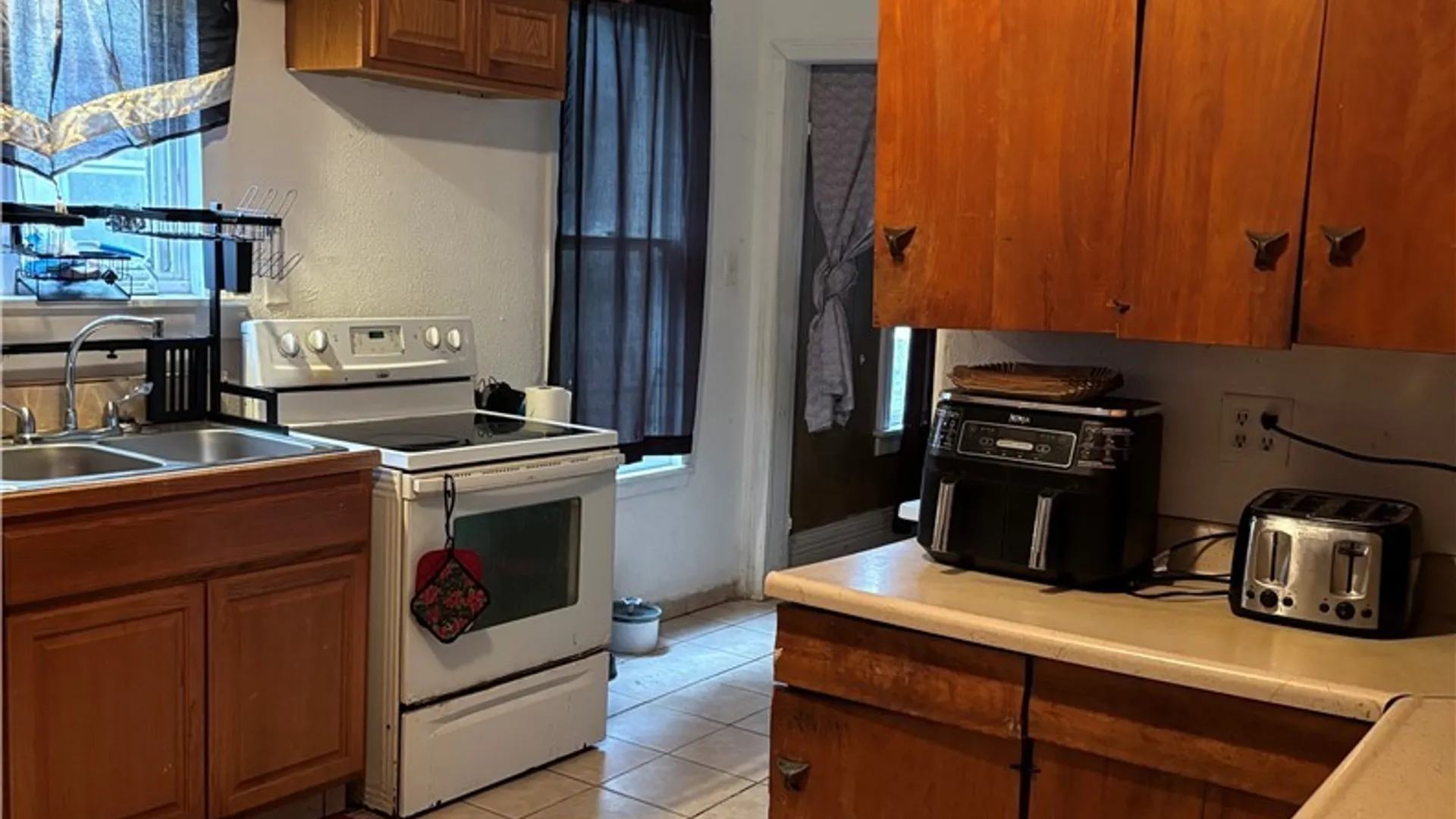 Property at 43 Grant Avenue, Auburn, NY 13021 9