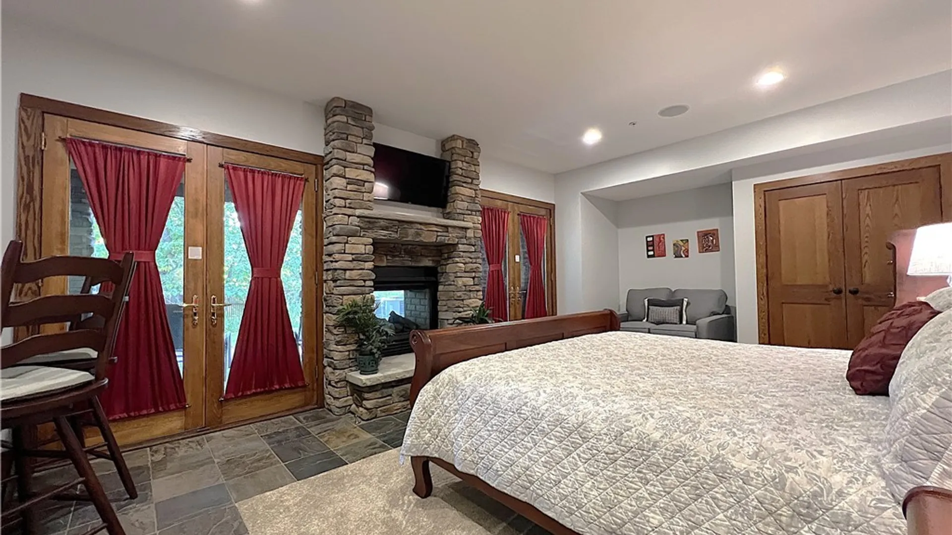 Property at 13 Ellicottvillas, Ellicottville, NY 14731 34