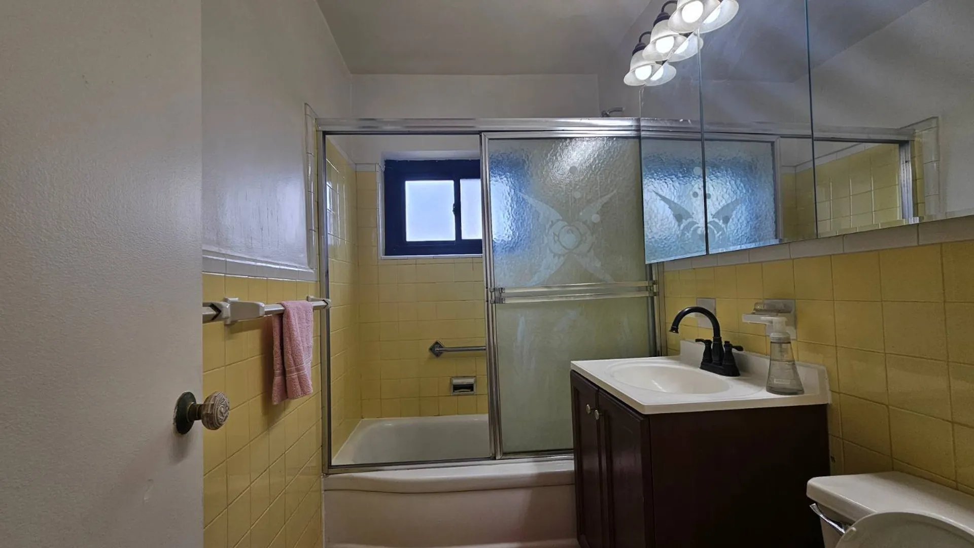 Property at 87-56 Francis Lewis Blvd, Queens Village, NY 11427 8