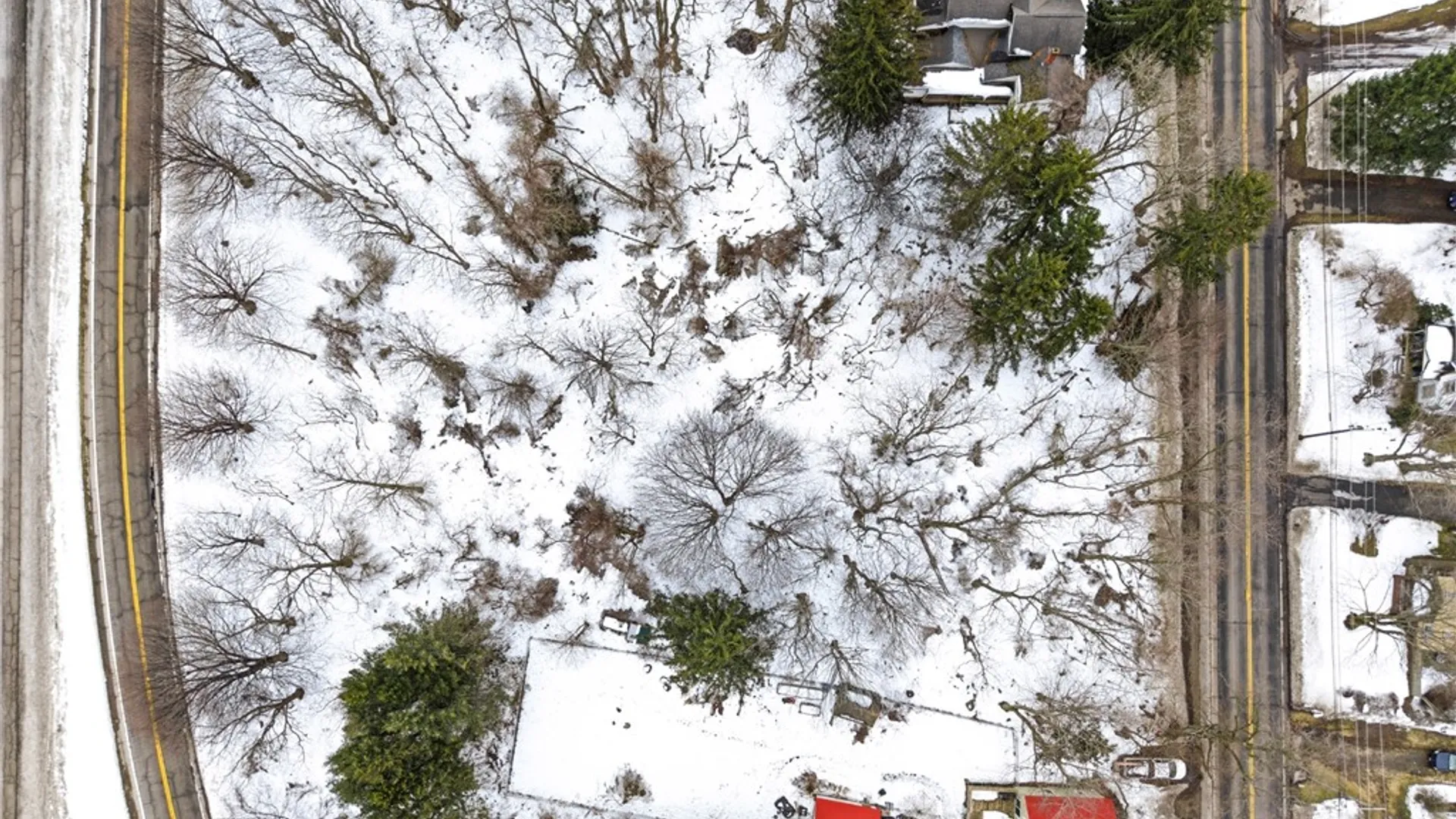 Property at 1822 Ridge Road, Webster, NY 14580 4