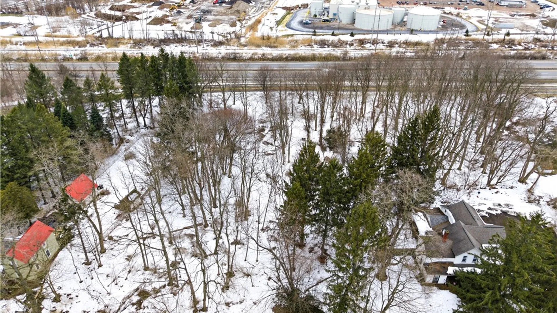 Property at 1822 Ridge Road, Webster, NY 14580 6