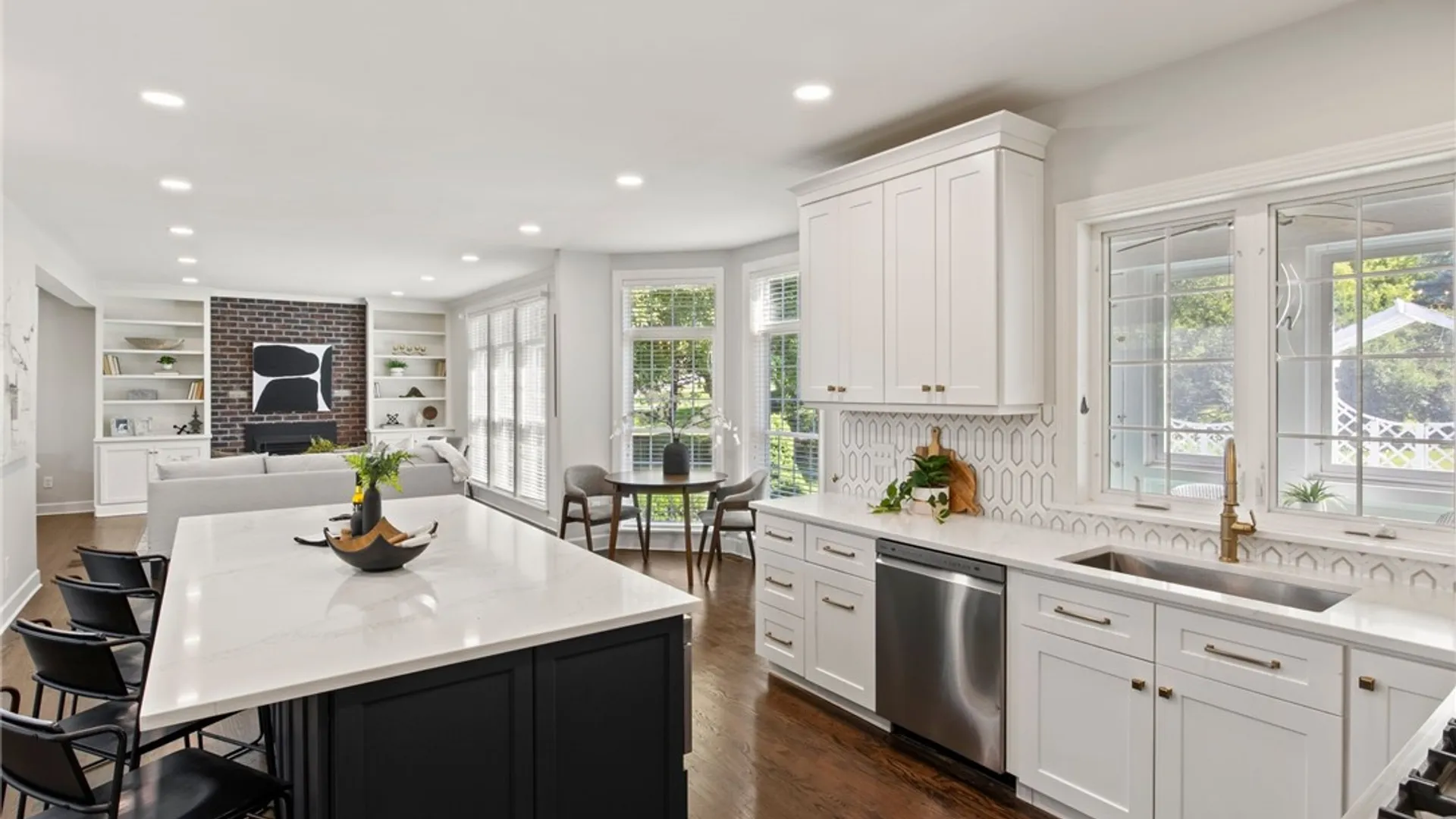 Property at 2 Esker Rise, Victor, NY 14564 15