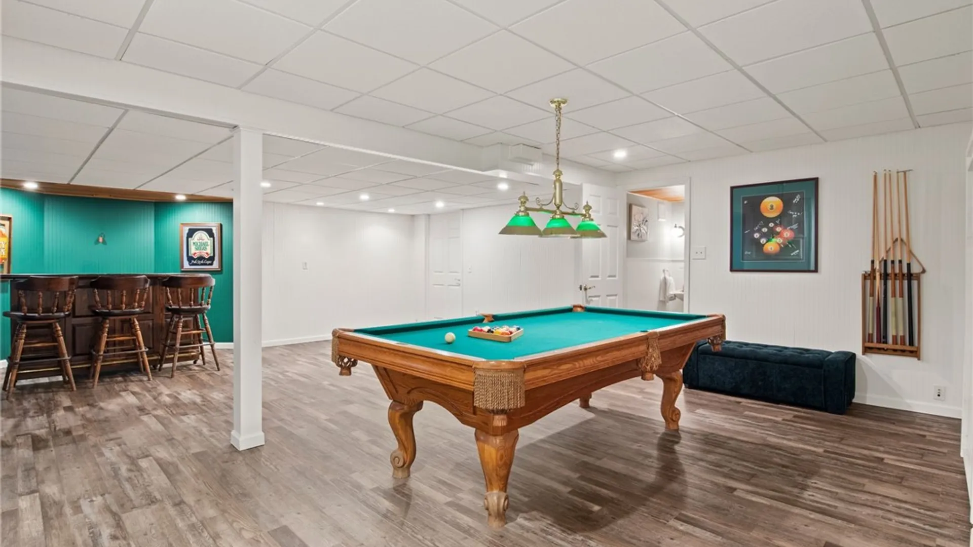 Property at 2 Esker Rise, Victor, NY 14564 32