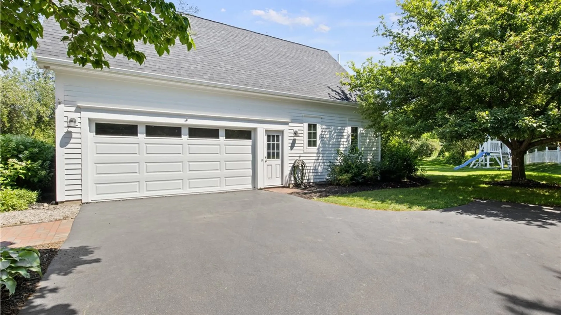 Property at 2 Esker Rise, Victor, NY 14564 37