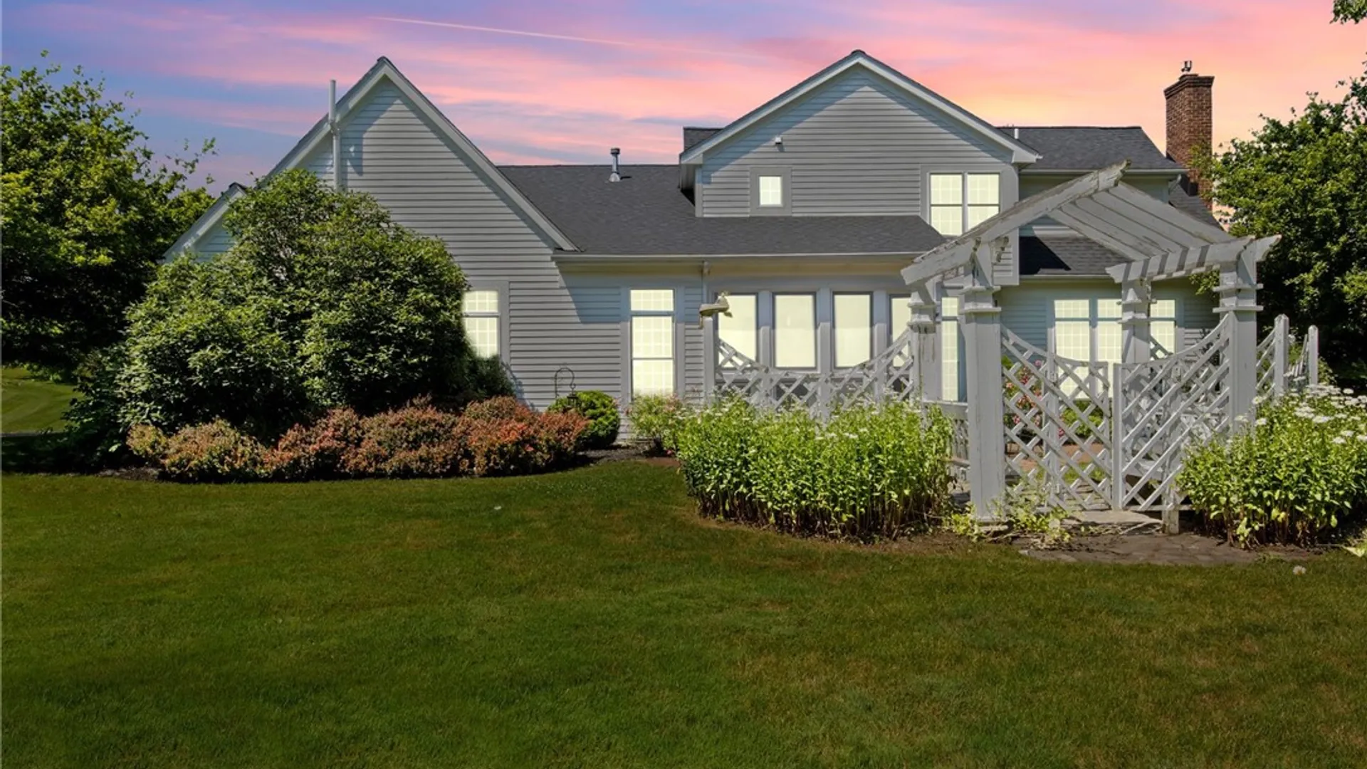 Property at 2 Esker Rise, Victor, NY 14564 38