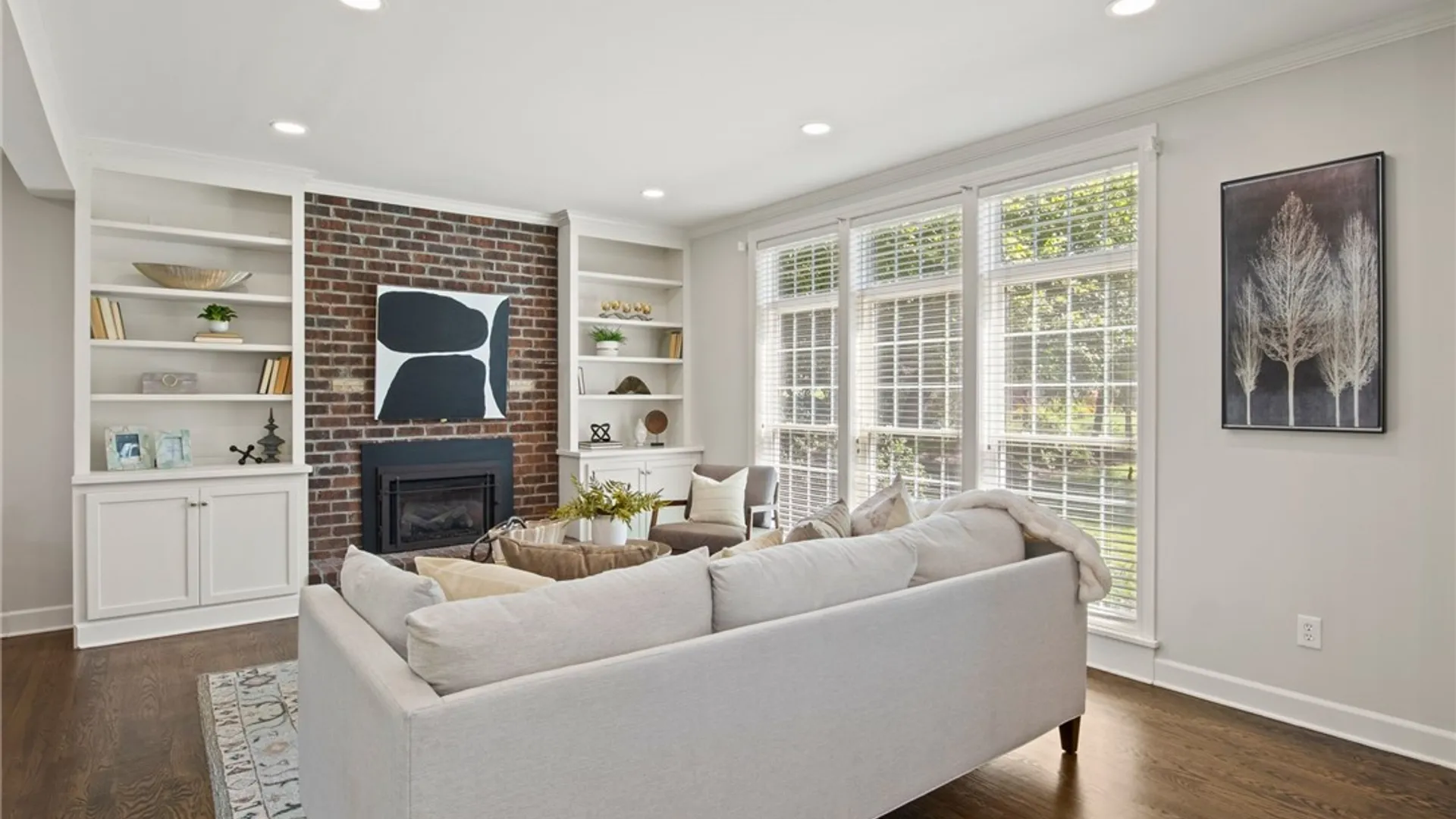 Property at 2 Esker Rise, Victor, NY 14564 9