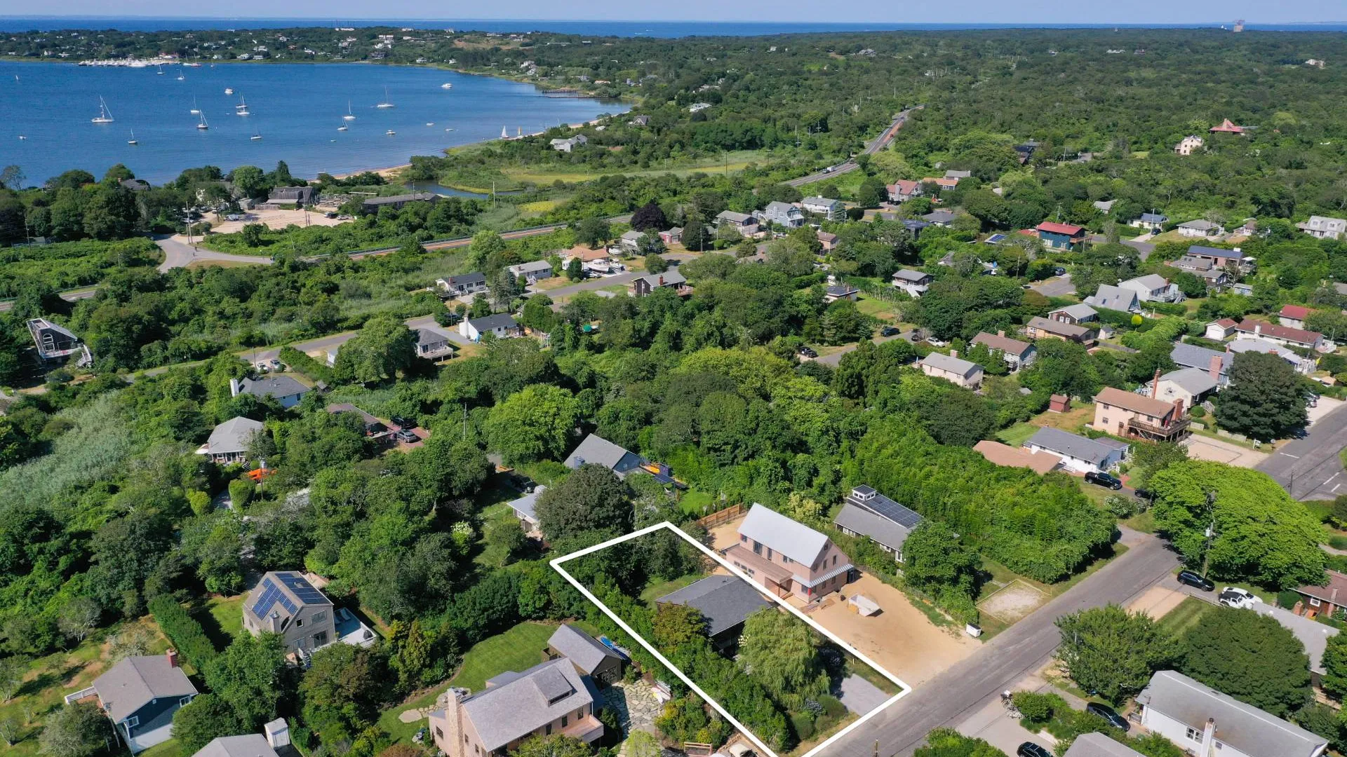 Property at 30 Hoppin Avenue, Montauk, NY 11954 23