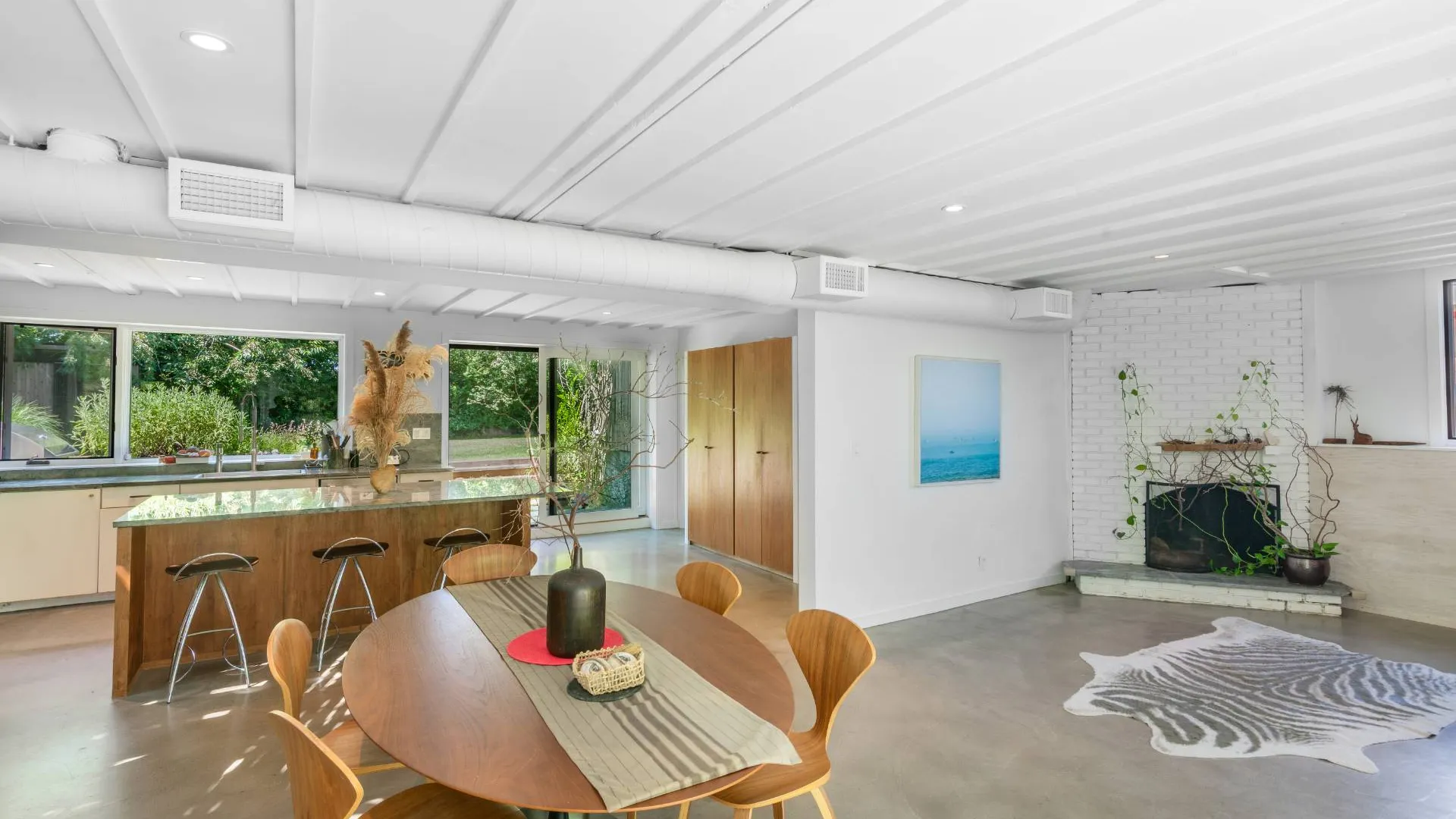 Property at 30 Hoppin Avenue, Montauk, NY 11954 6