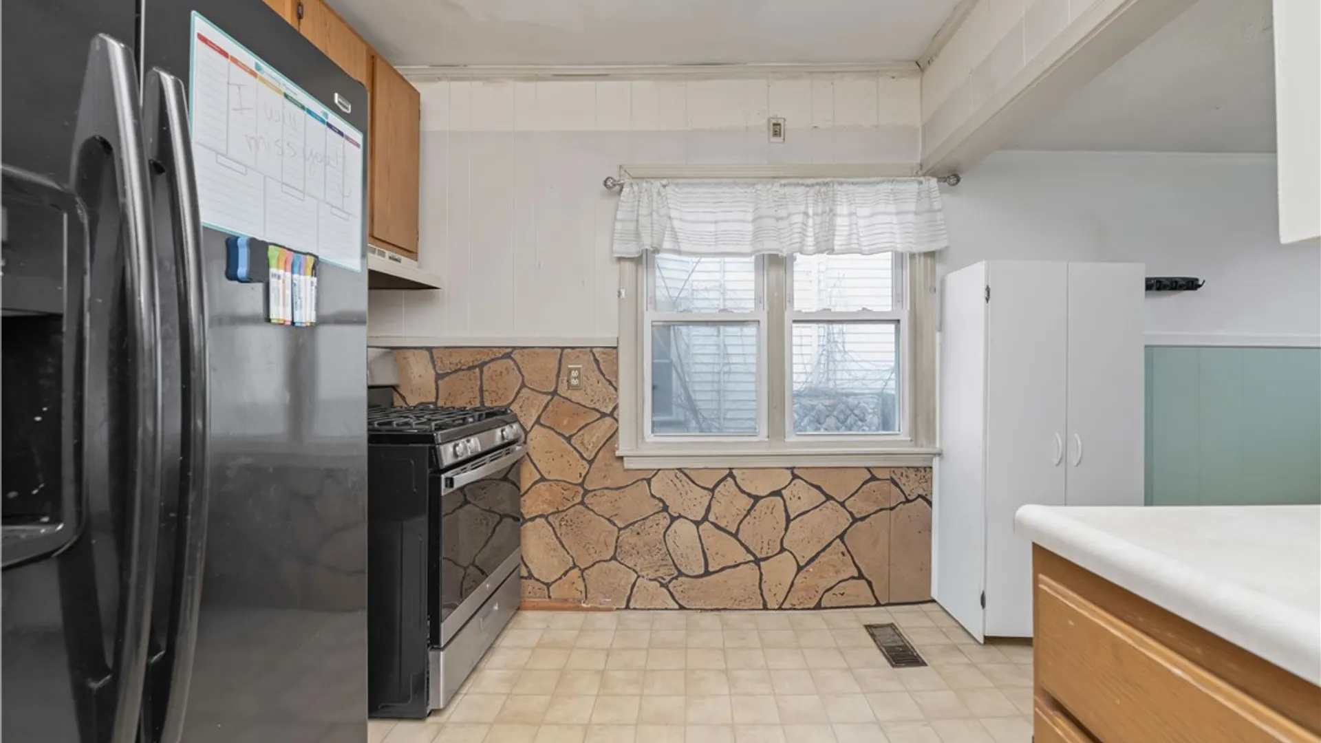 Property at 158 Ross Street, Batavia City, NY 14020 14
