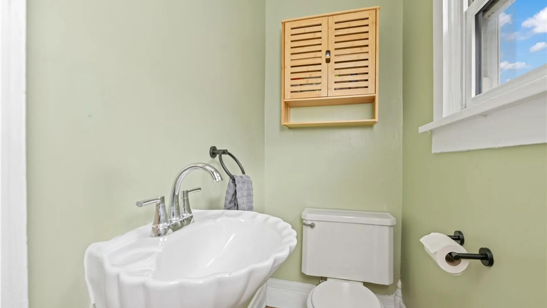 Property at 158 Ross Street, Batavia City, NY 14020 19