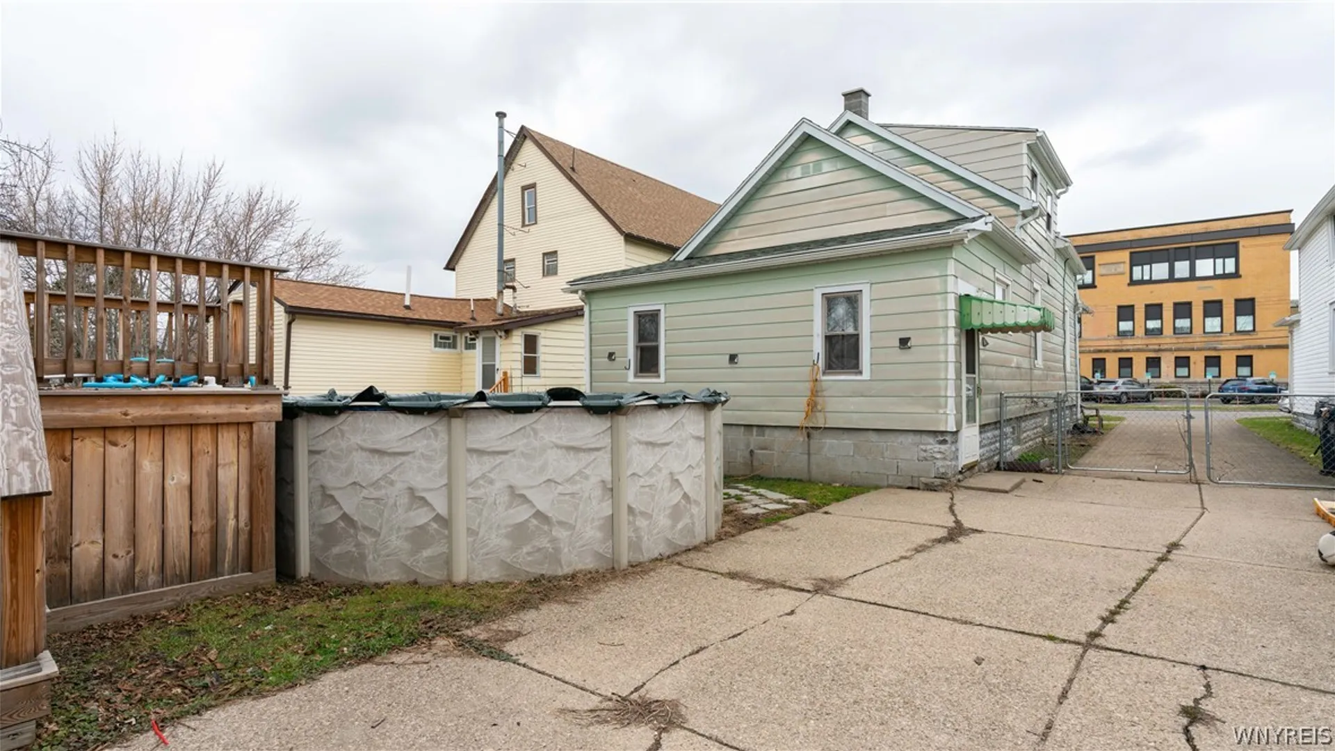 Property at 27 Johnson Street, Lackawanna, NY 14218 25