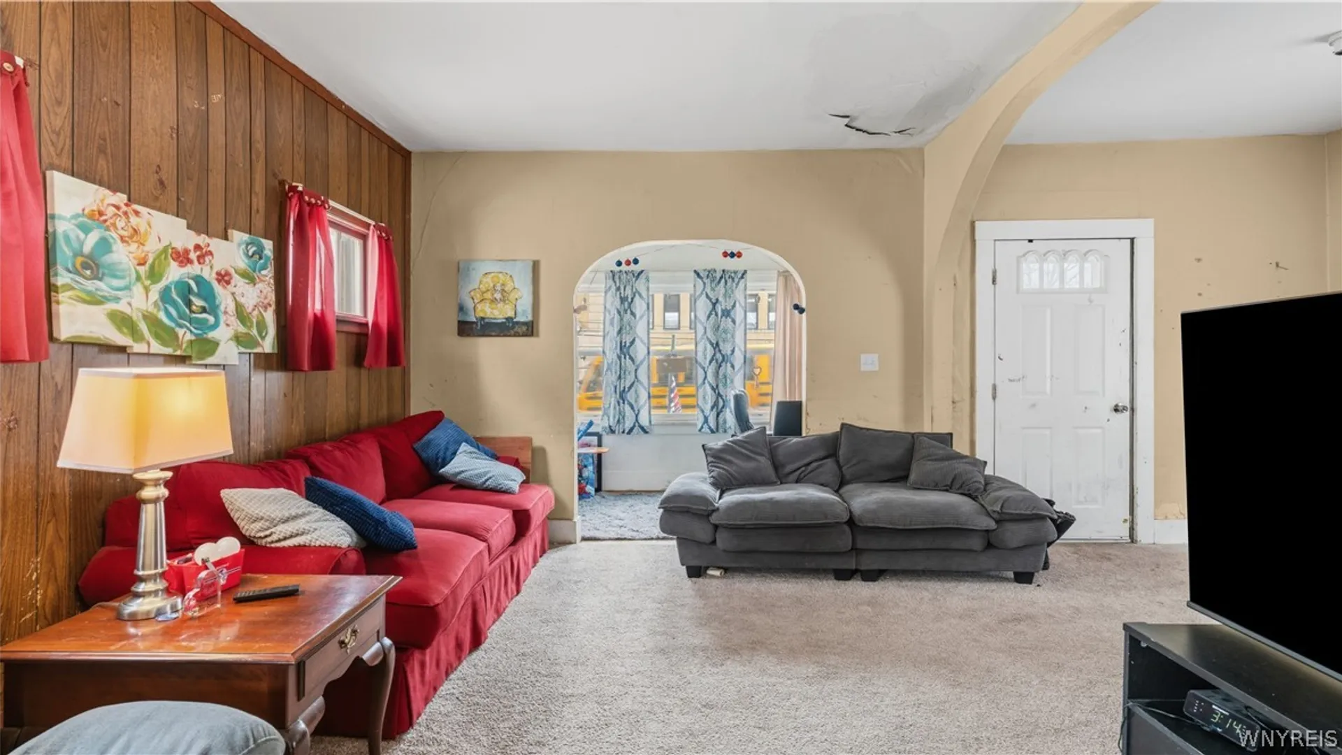 Property at 27 Johnson Street, Lackawanna, NY 14218 5