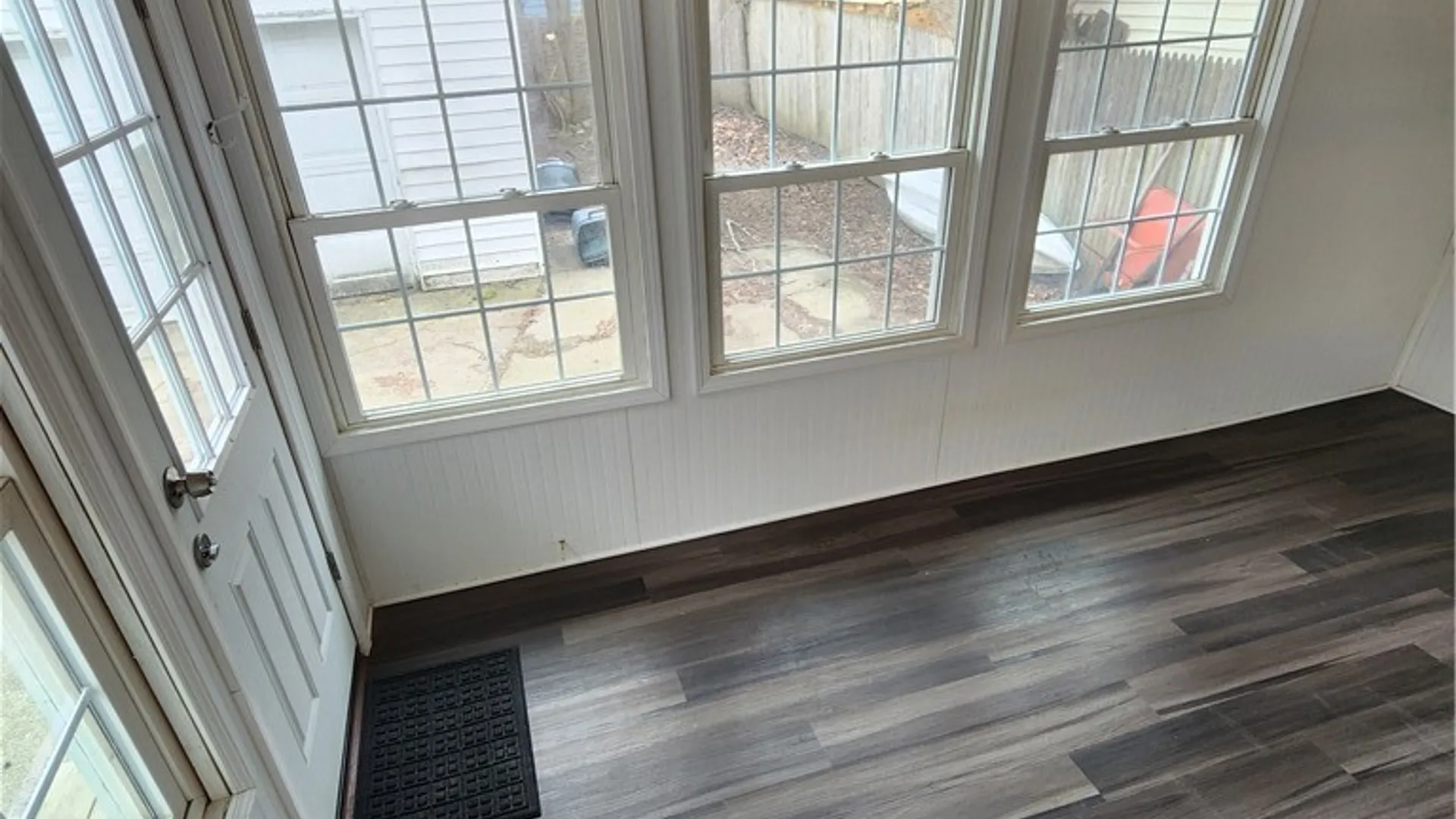 Property at 15 Edgewood Ave, Buffalo, NY 14220 15
